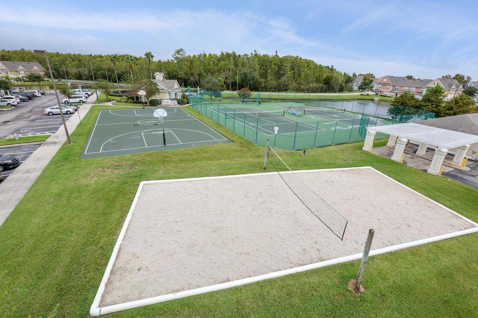 4 Bedroom Townhouse in a Gated Resort! view 2