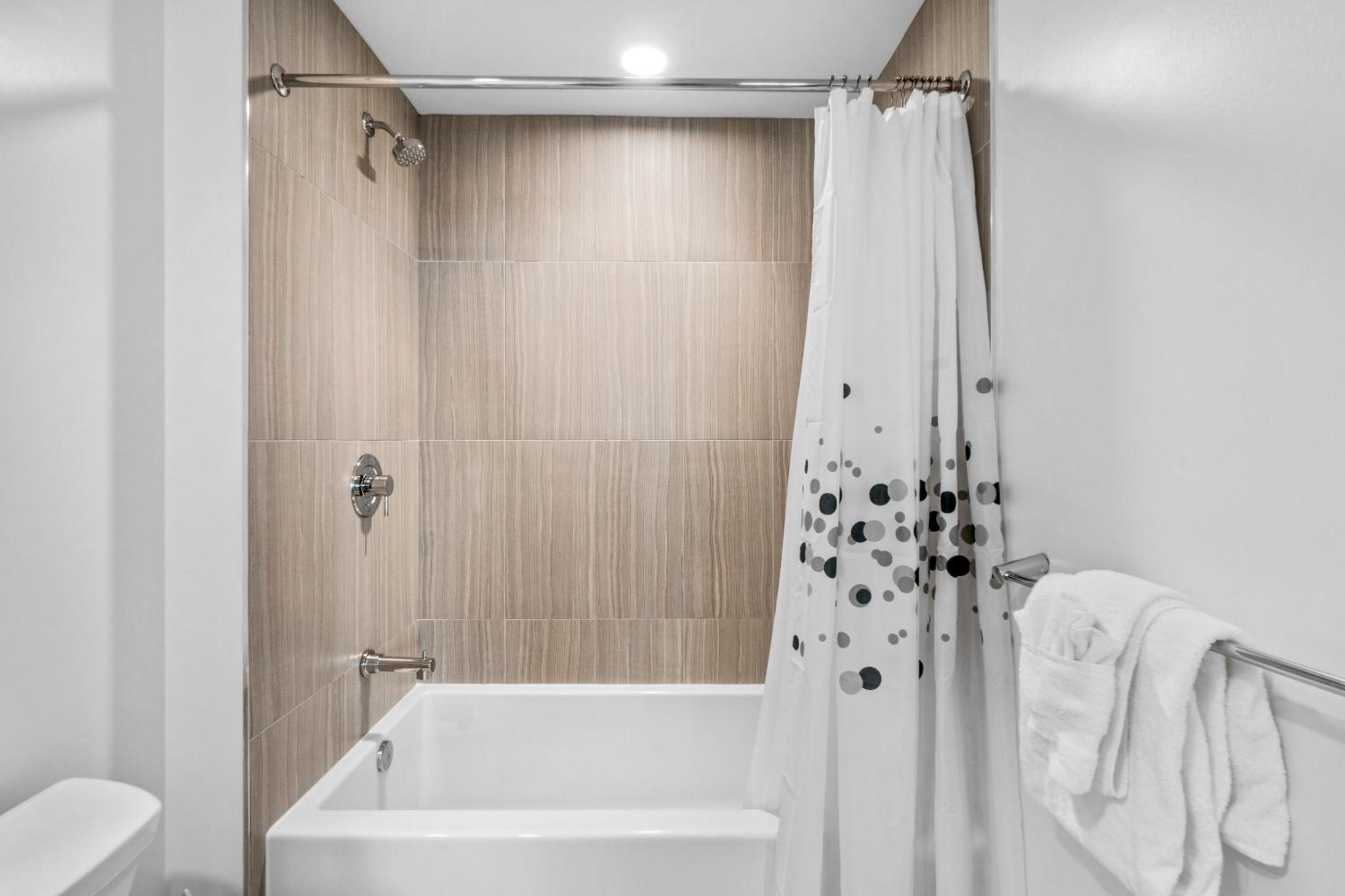 Global Luxury Suites at Reston Town Center