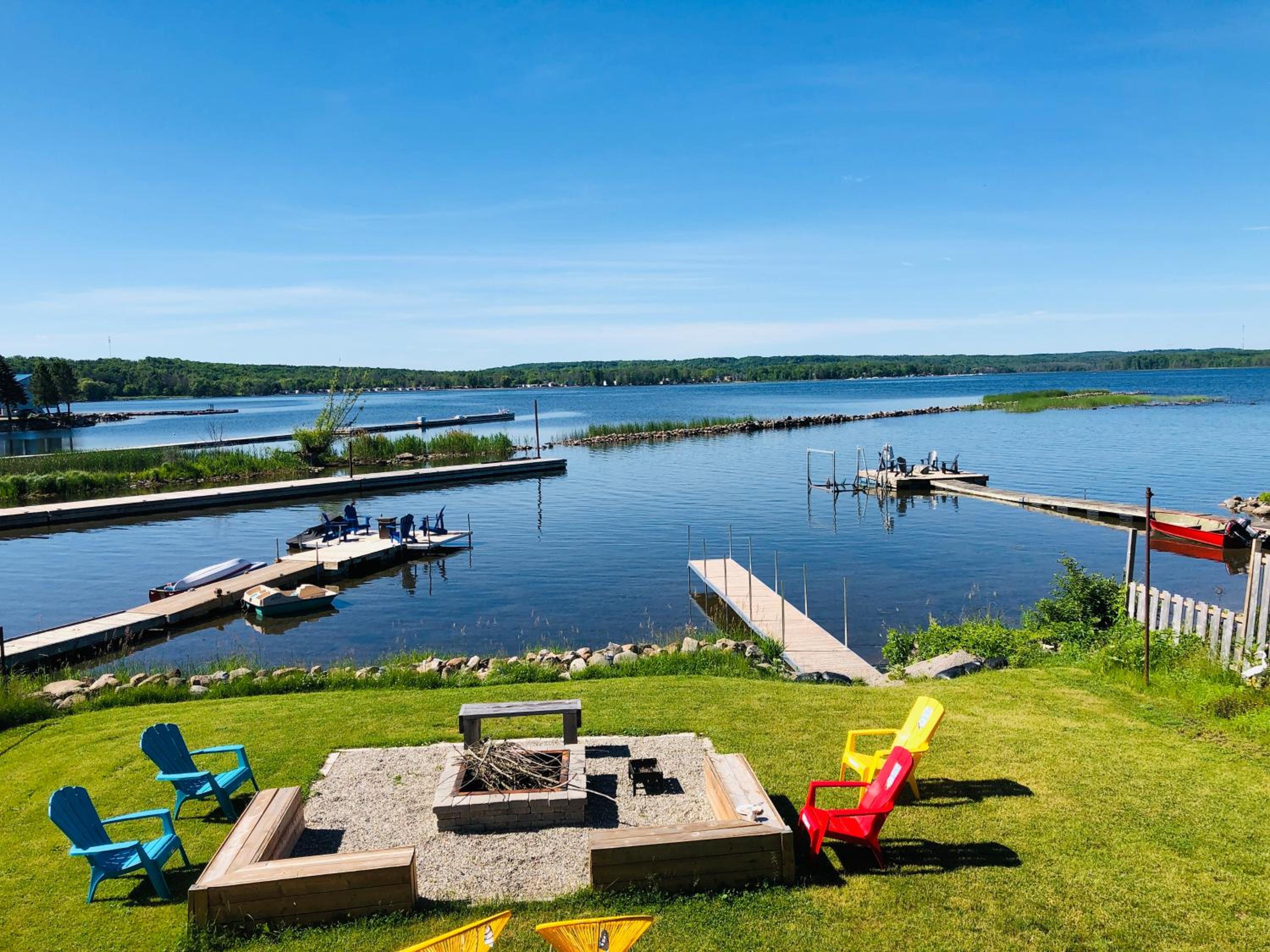 Peaceful Waterfront Cottage on Georgian Bay