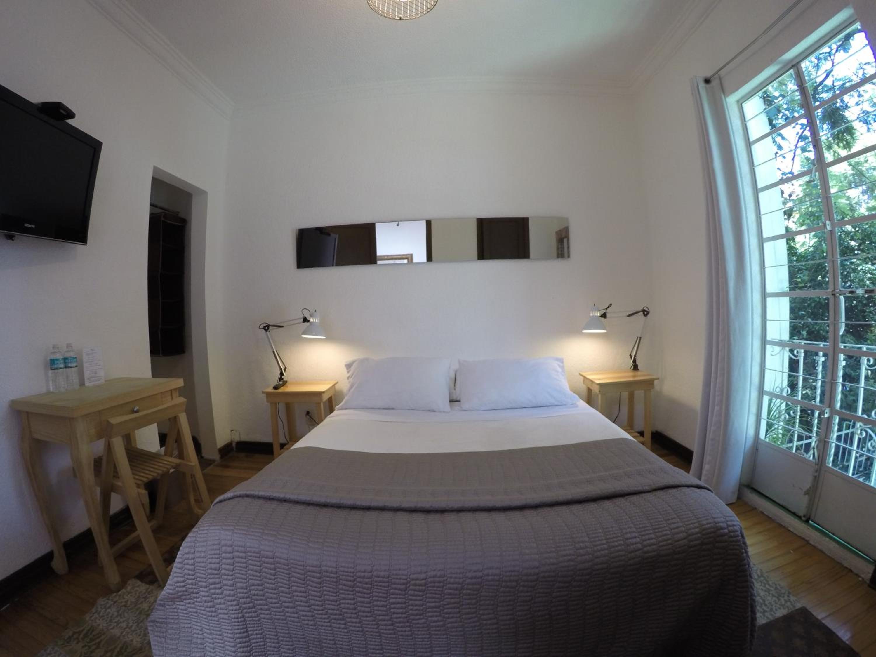 Distrito Condesa Rooms and Studios