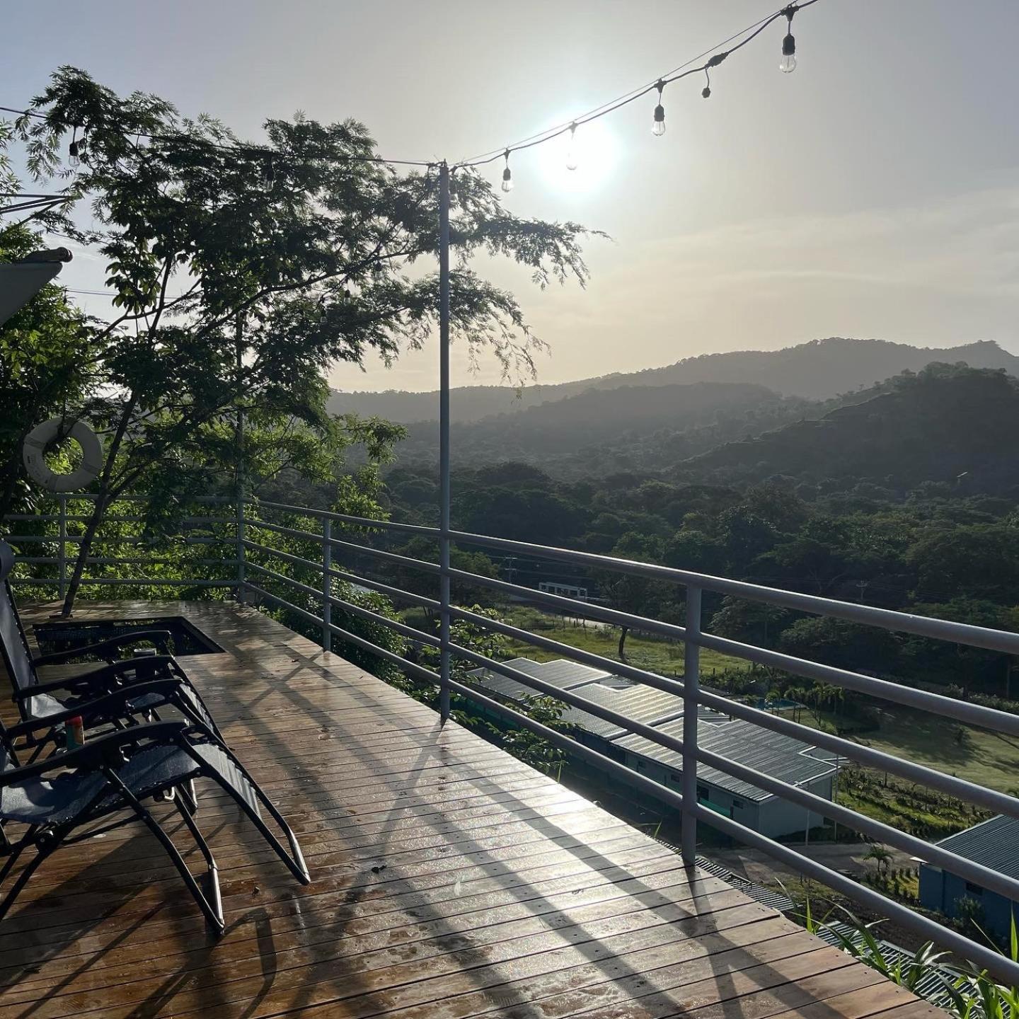 Guanacaste - Costa Rica Vacations - Barcaza de 2 habitaciones a 2 km de Playa Potrero - Property Image 3
