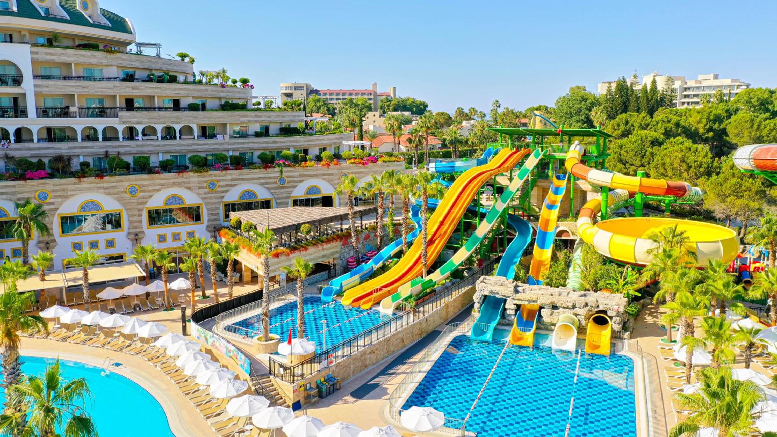 Side Vacations - Crystal Sunset Luxury Resort  Spa - Ultimate All Inclusive - Property Image 12