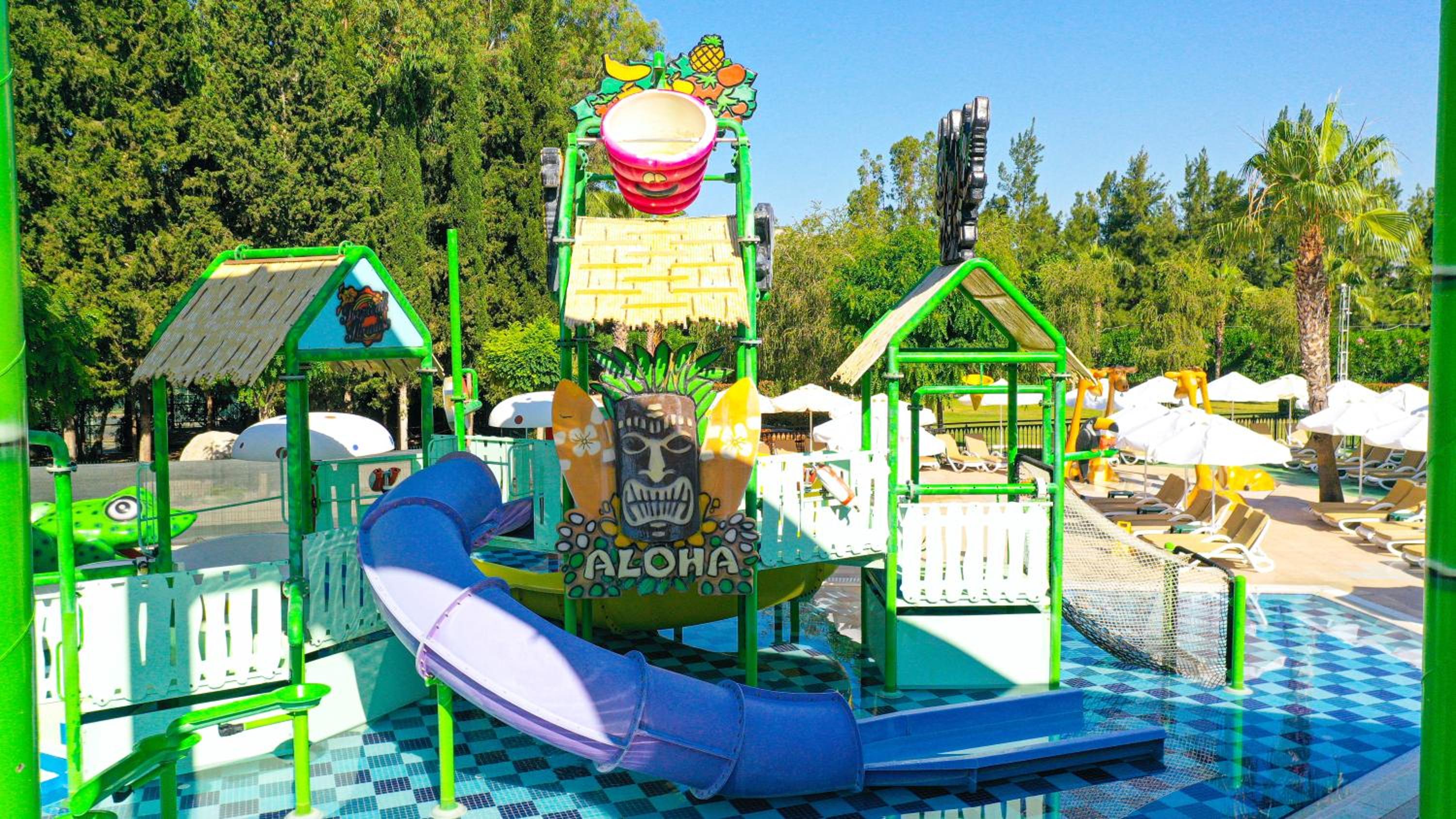 Side Vacations - Crystal Sunset Luxury Resort  Spa - Ultimate All Inclusive - Property Image 11