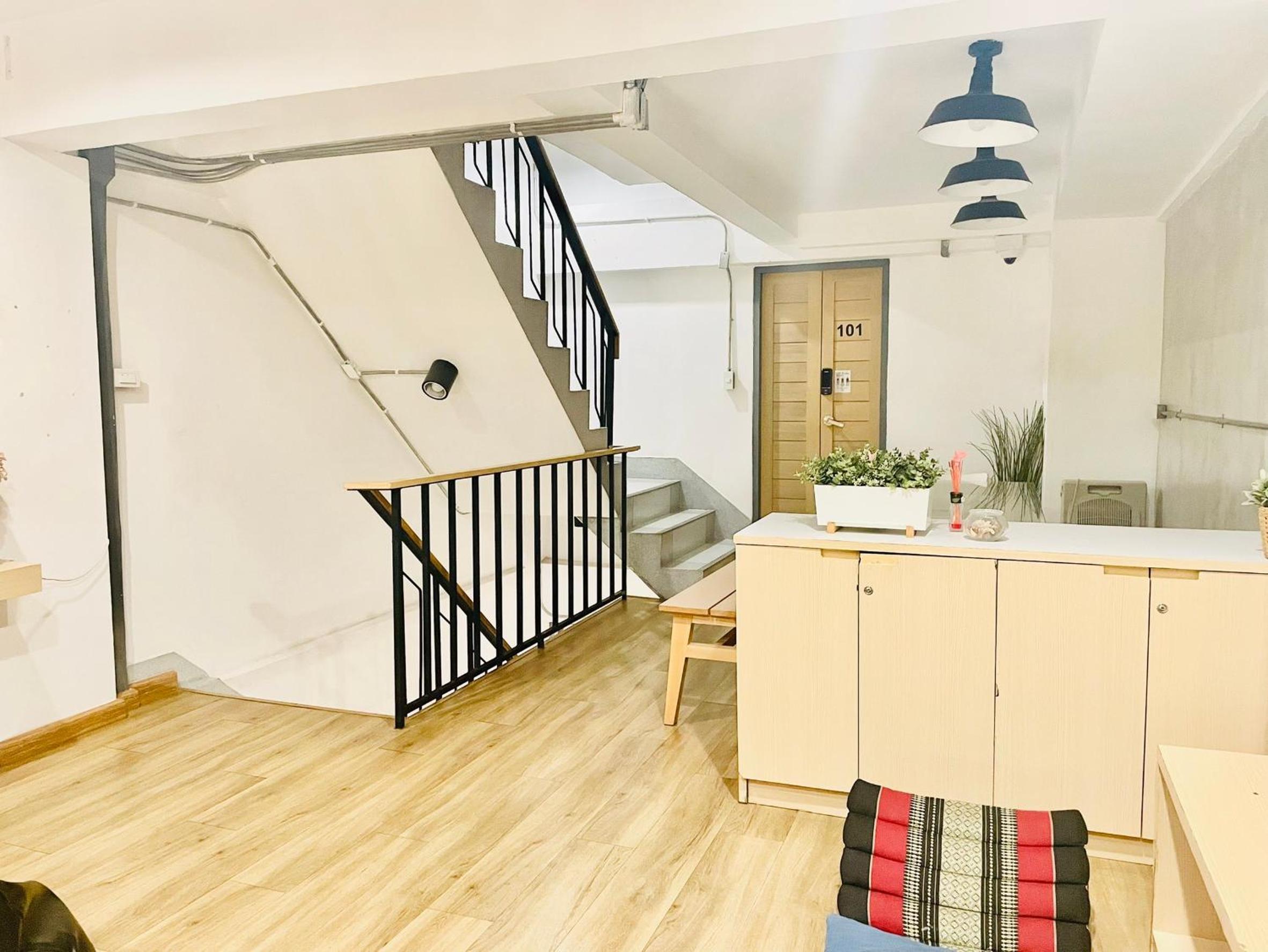 ORA Hostel Bangkok