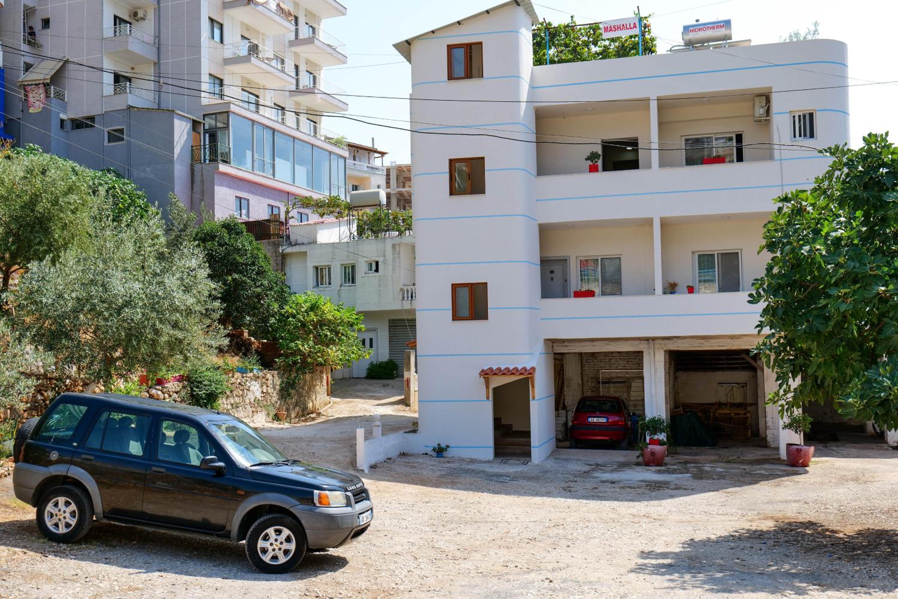 Joyous Apartments