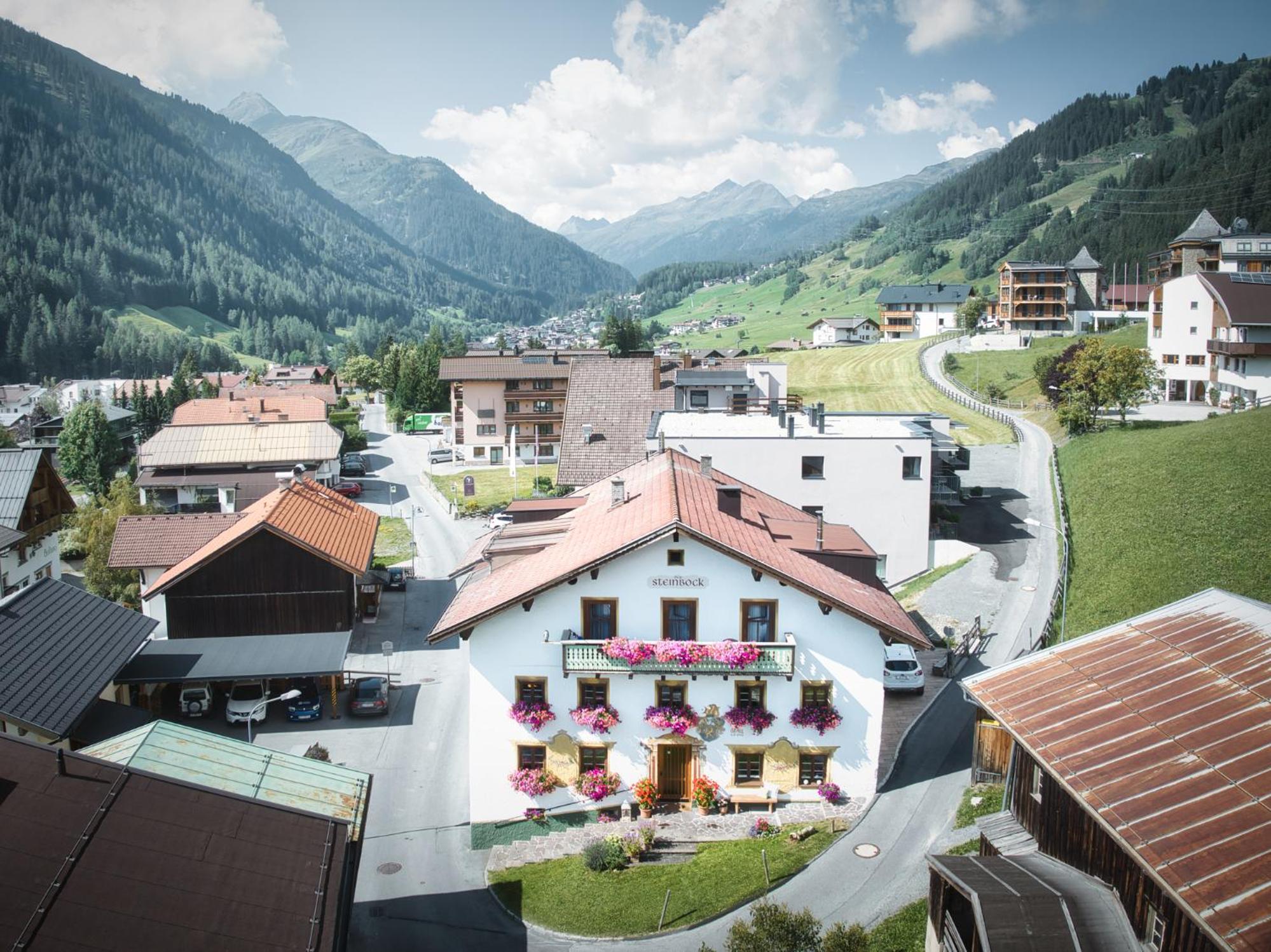 Pension der Steinbock - das 300 Jahre alte Bauernhaus - TIROL