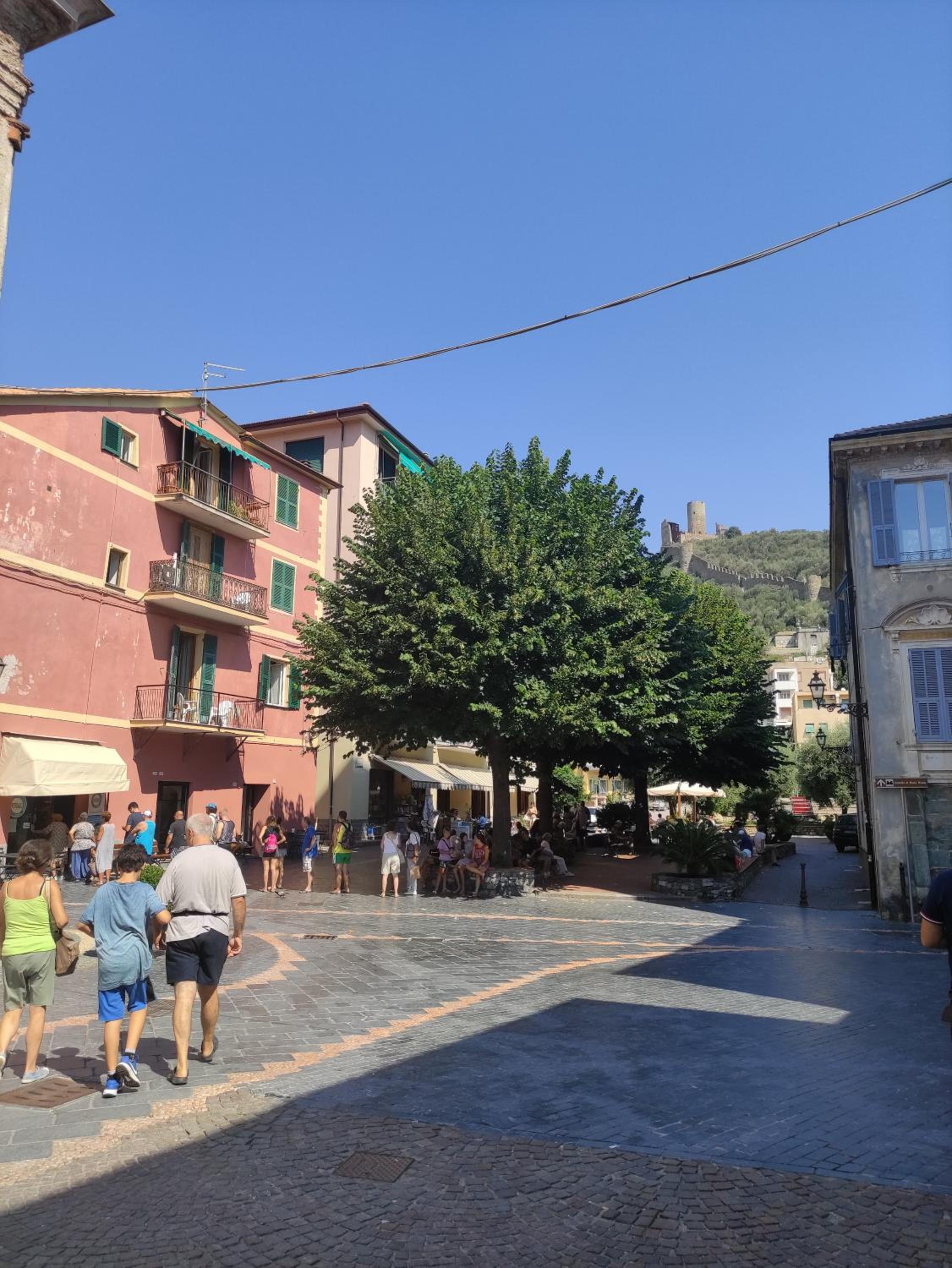 Appartamento Tra Le Torri view 5