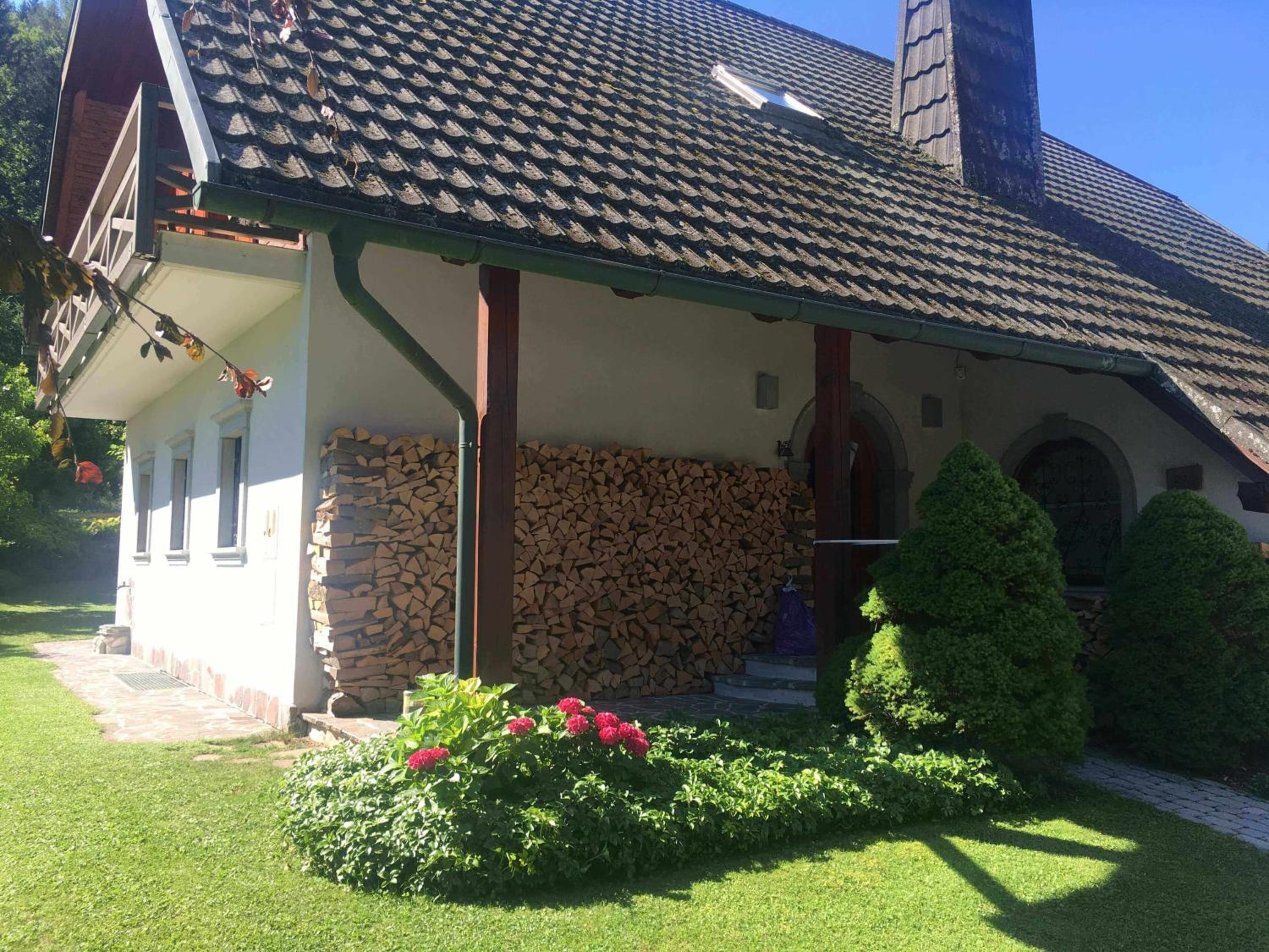 Photo 32