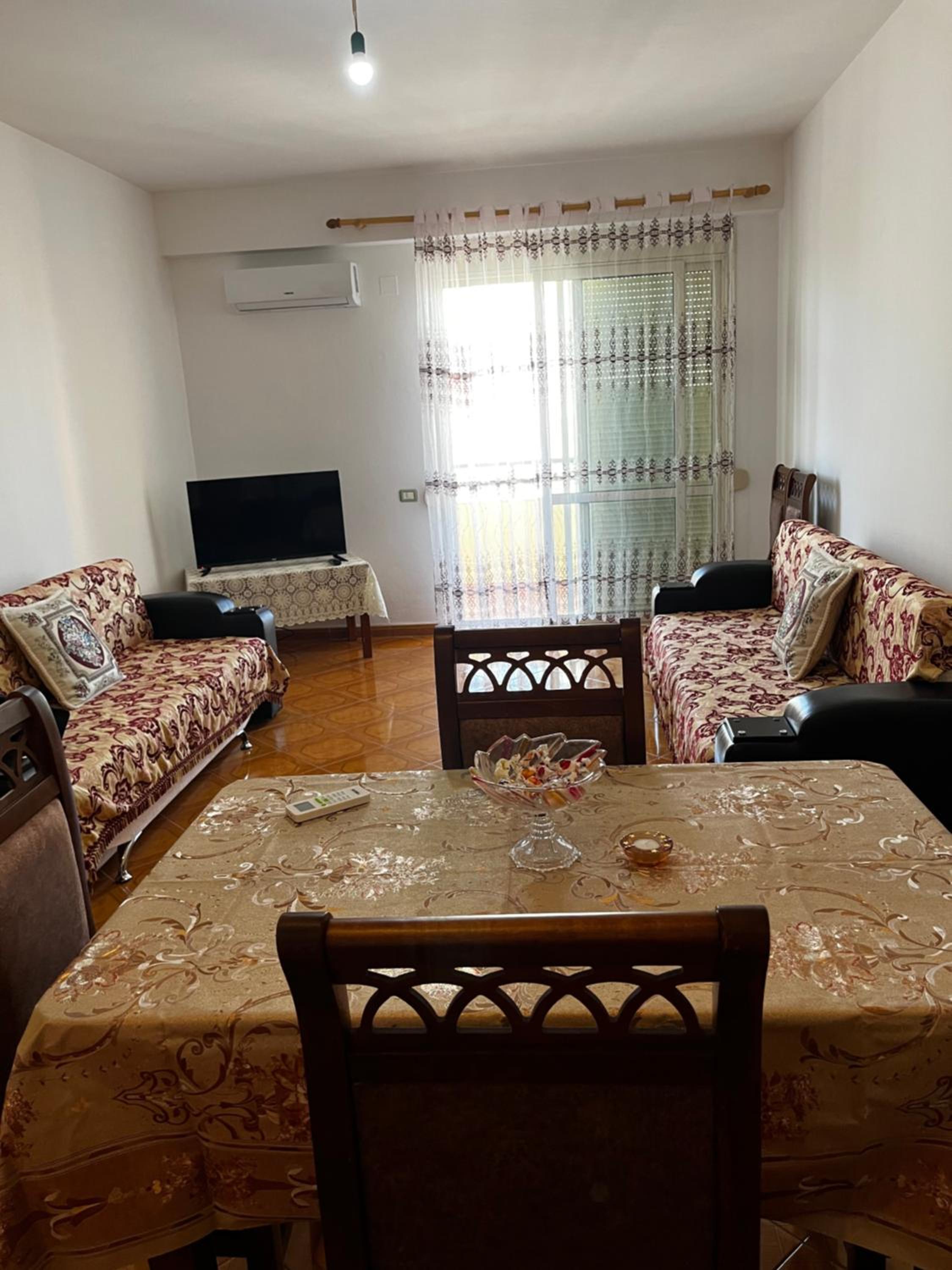 Comfort Stay Vlora Parking