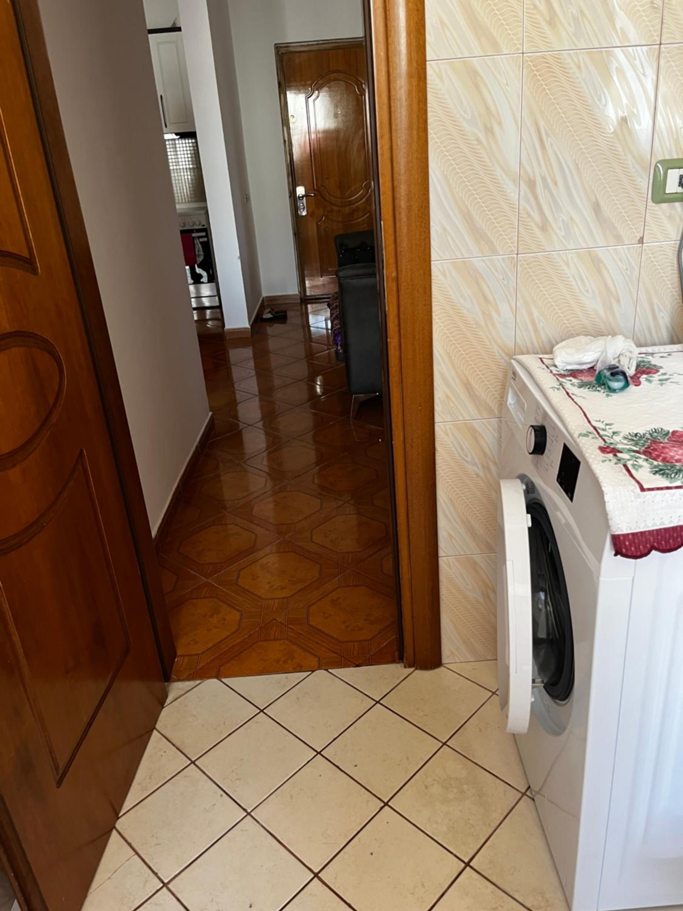 Comfort Stay Vlora Parking