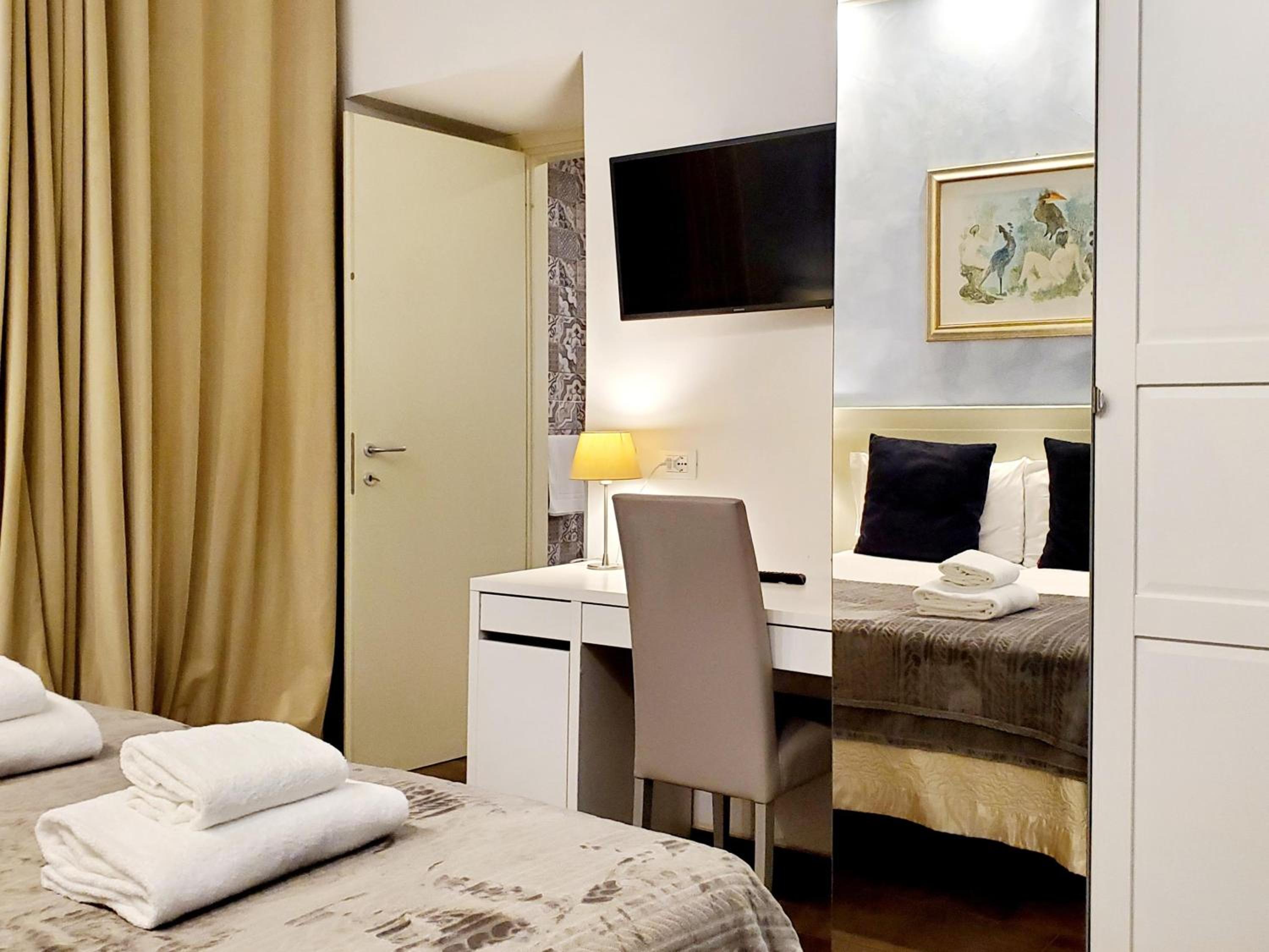 Vela Rooms