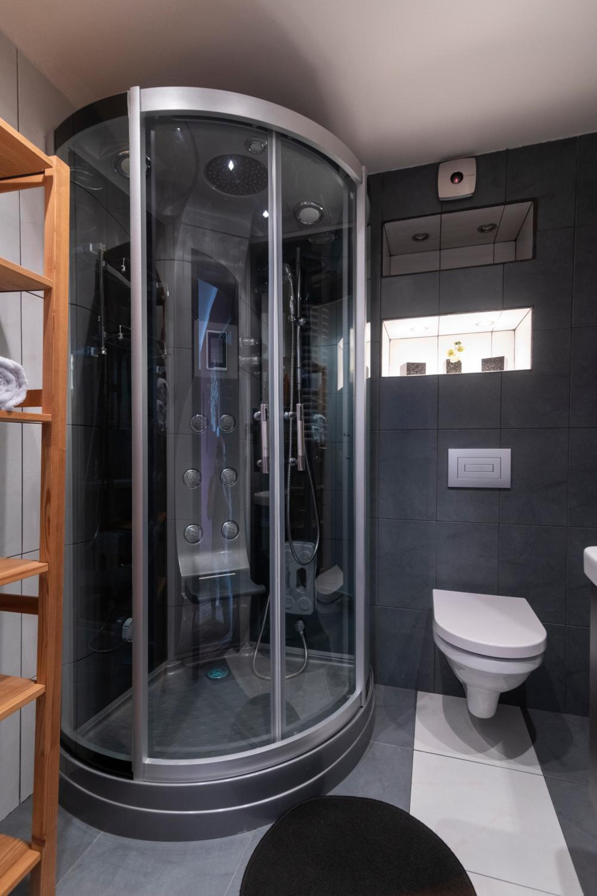 Golden Tree Loft in the Heart of Prague