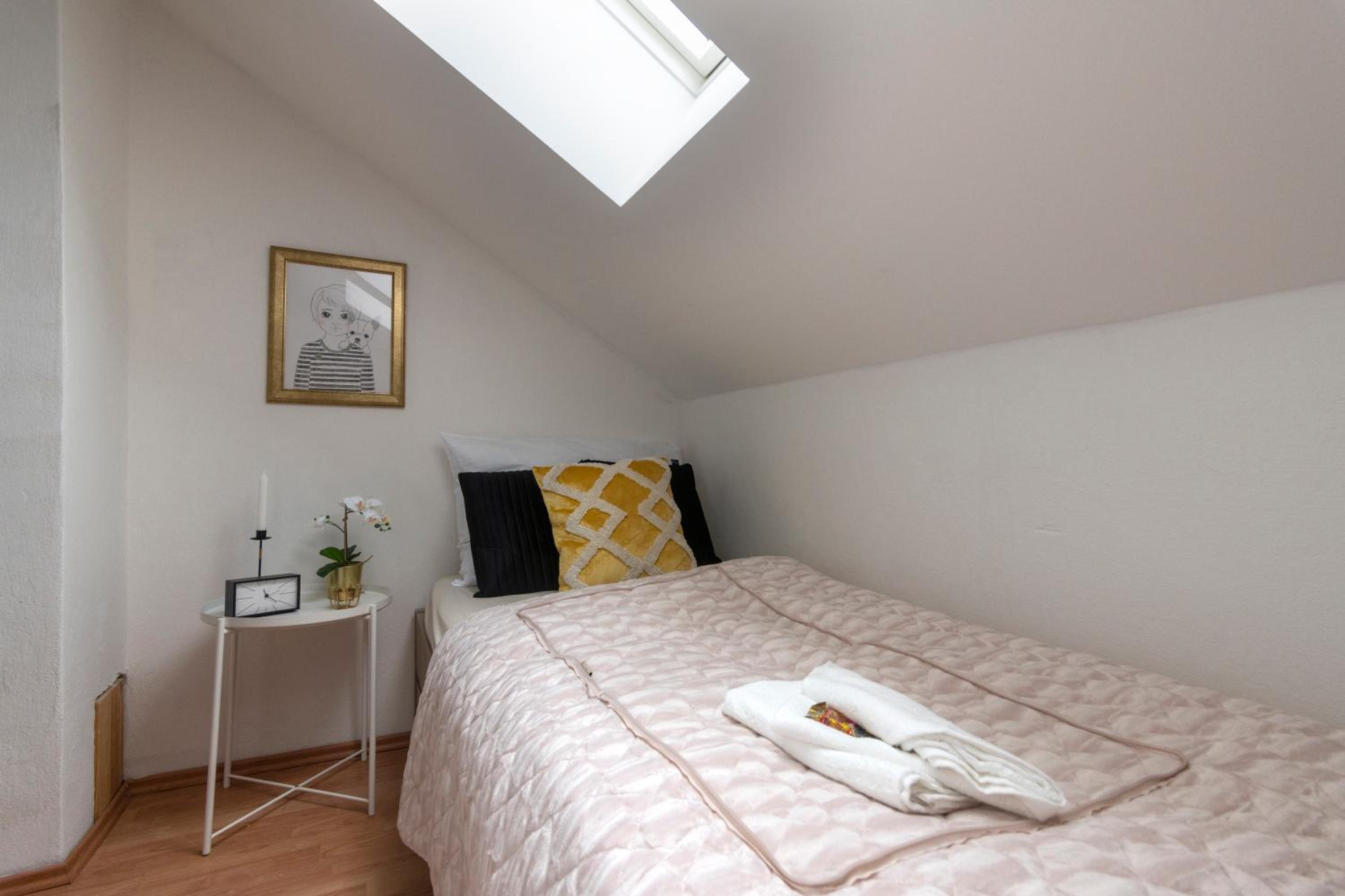 Golden Tree Loft in the Heart of Prague