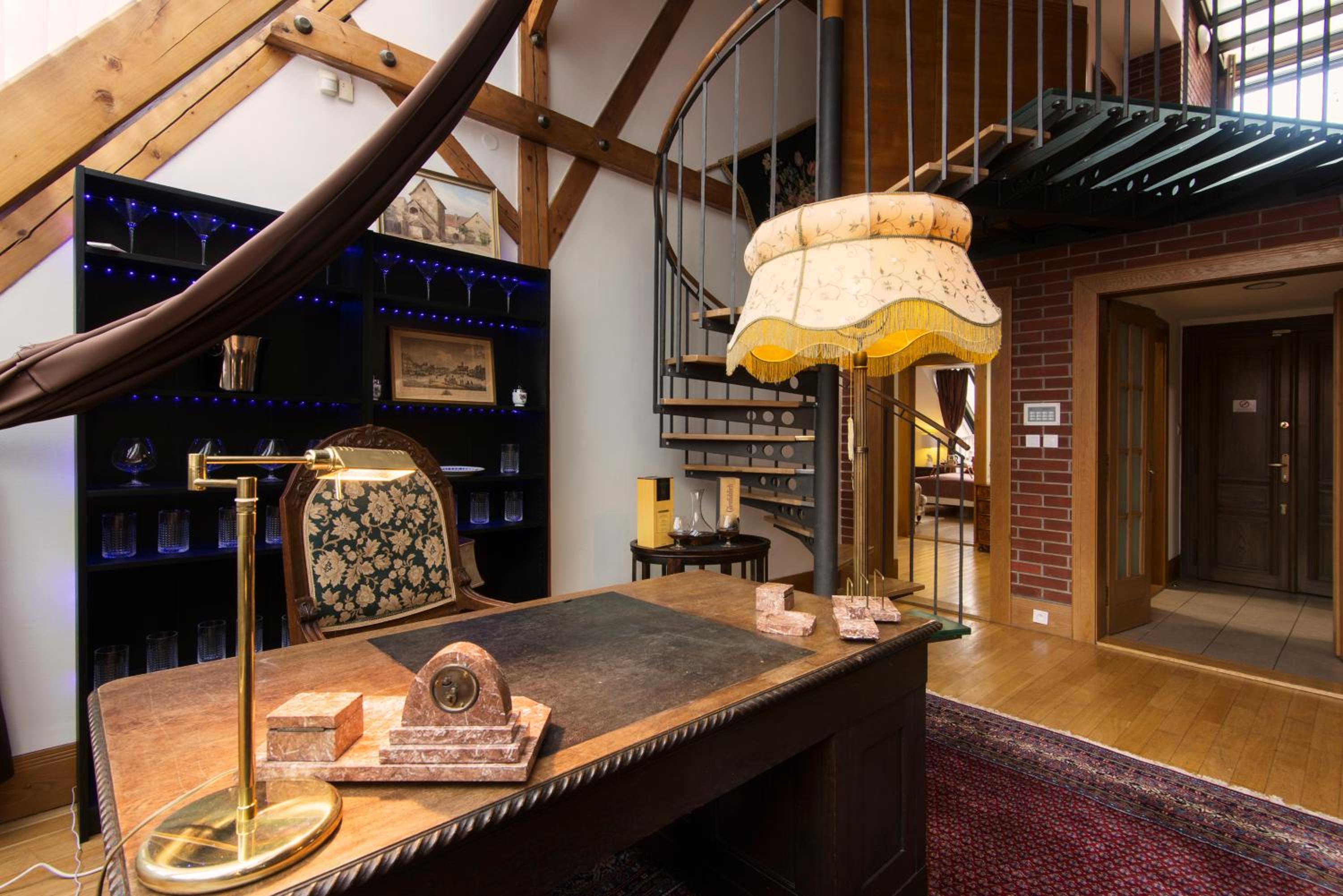 Billionaires Club LOFT Sauna City Center