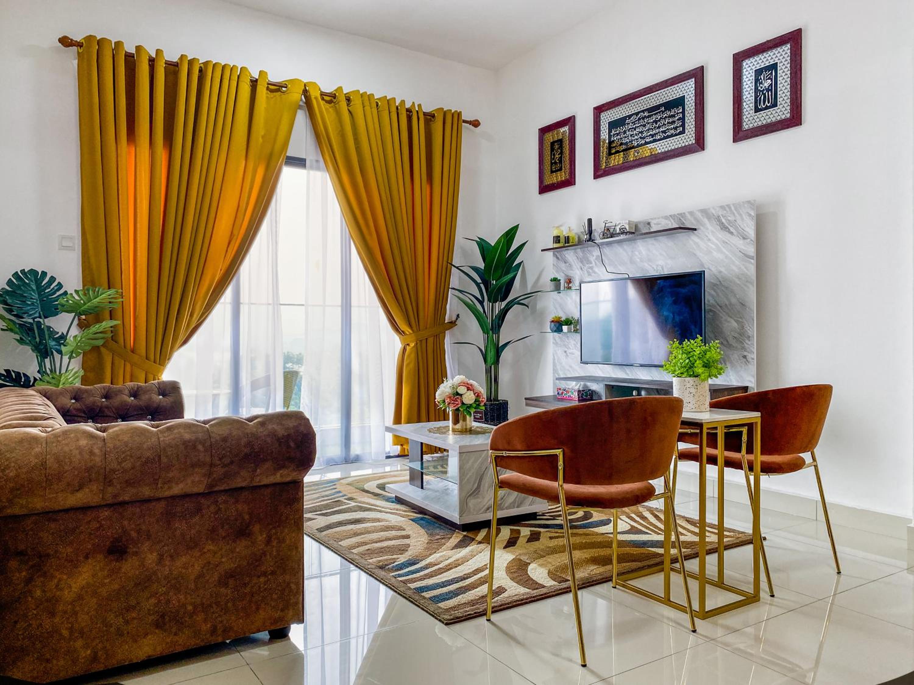 Tamu Place 3-Bedroom Serviced Apartment with Pool photo 5