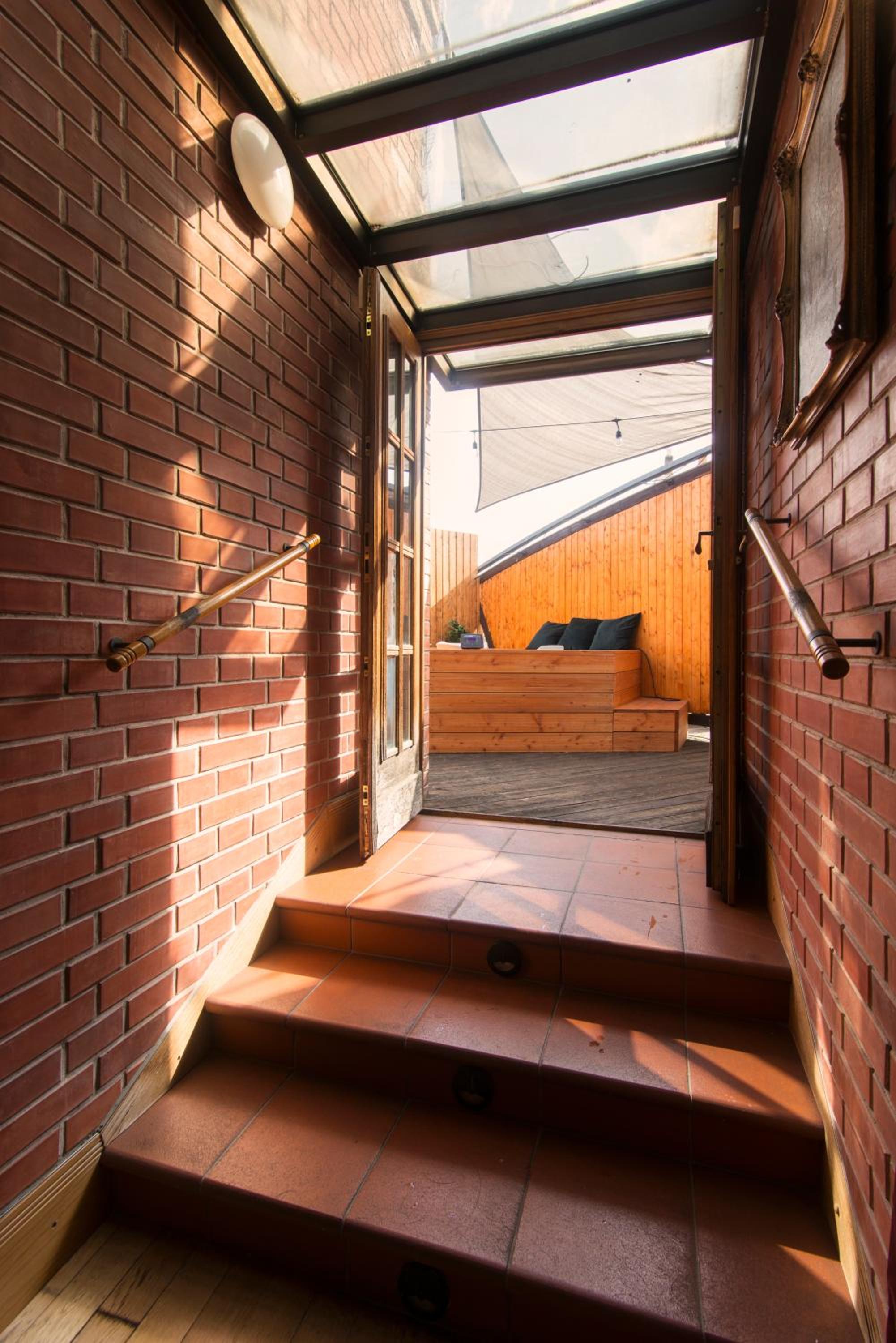 Billionaires Club LOFT Sauna City Center