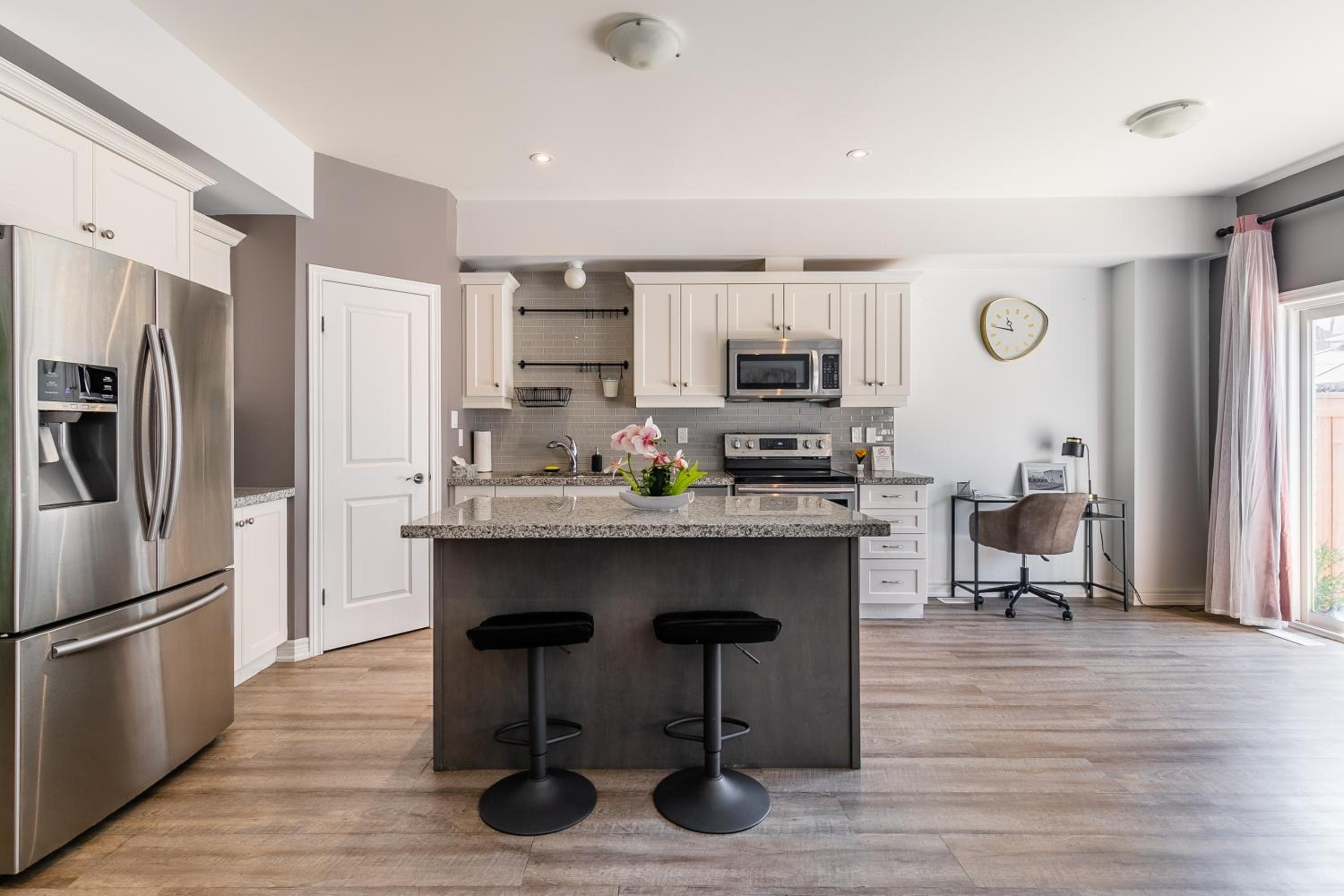 GlobalStay Waterfront 5 Bedroom Townhouse Hot tub Sauna Stoney Creek