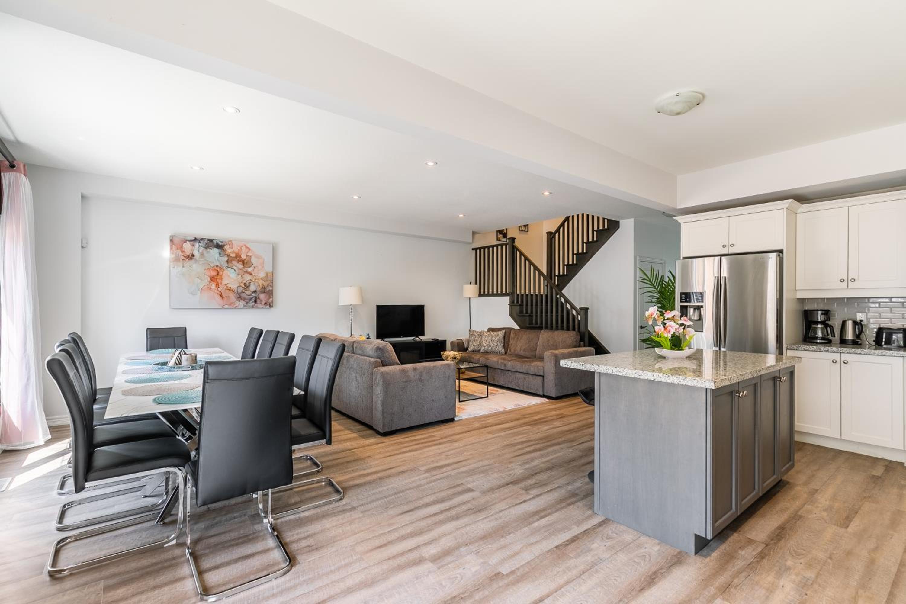 GlobalStay Waterfront 5 Bedroom Townhouse Hot tub Sauna Stoney Creek