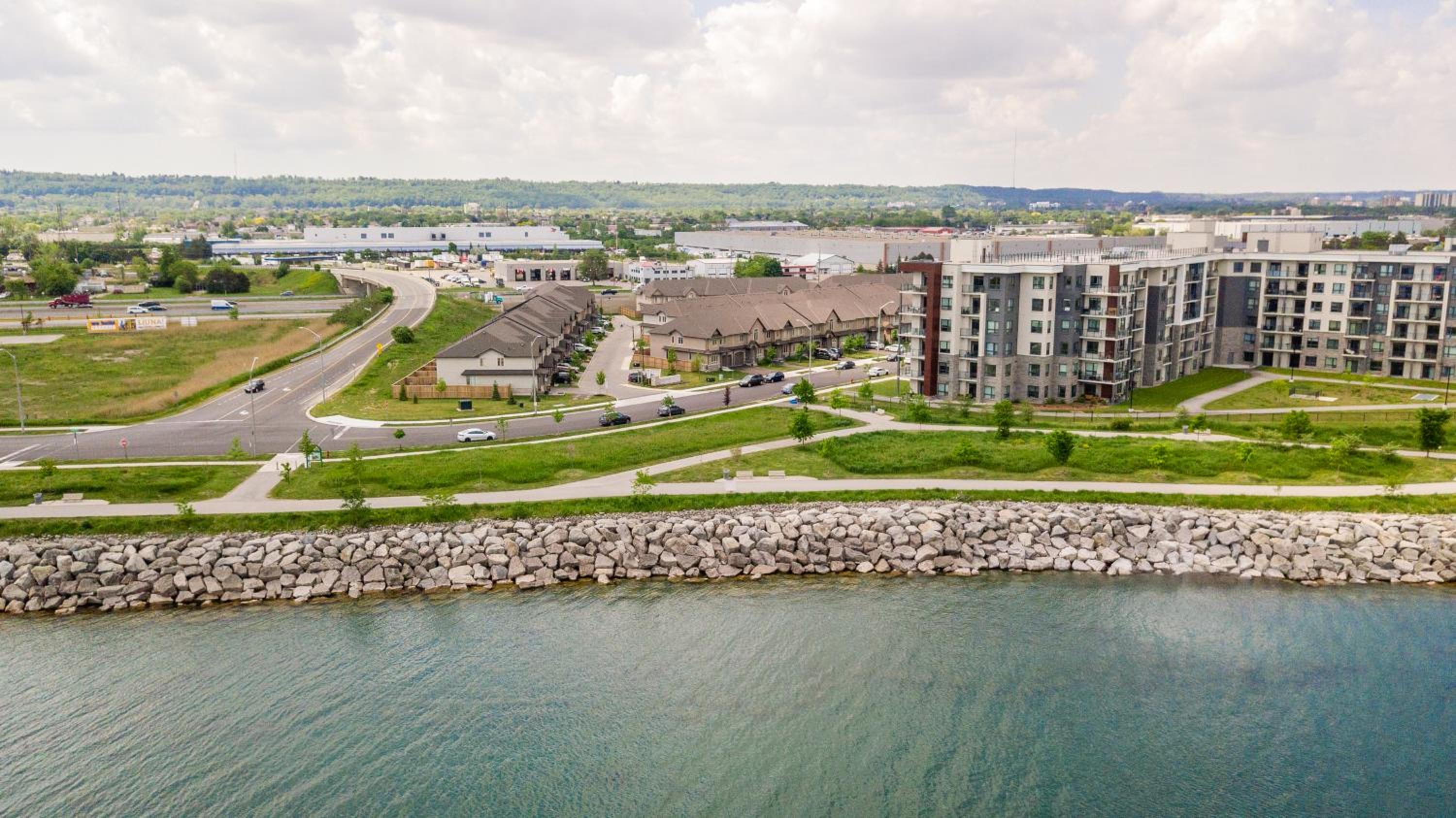 GlobalStay Waterfront 5 Bedroom Townhouse Hot tub Sauna Stoney Creek