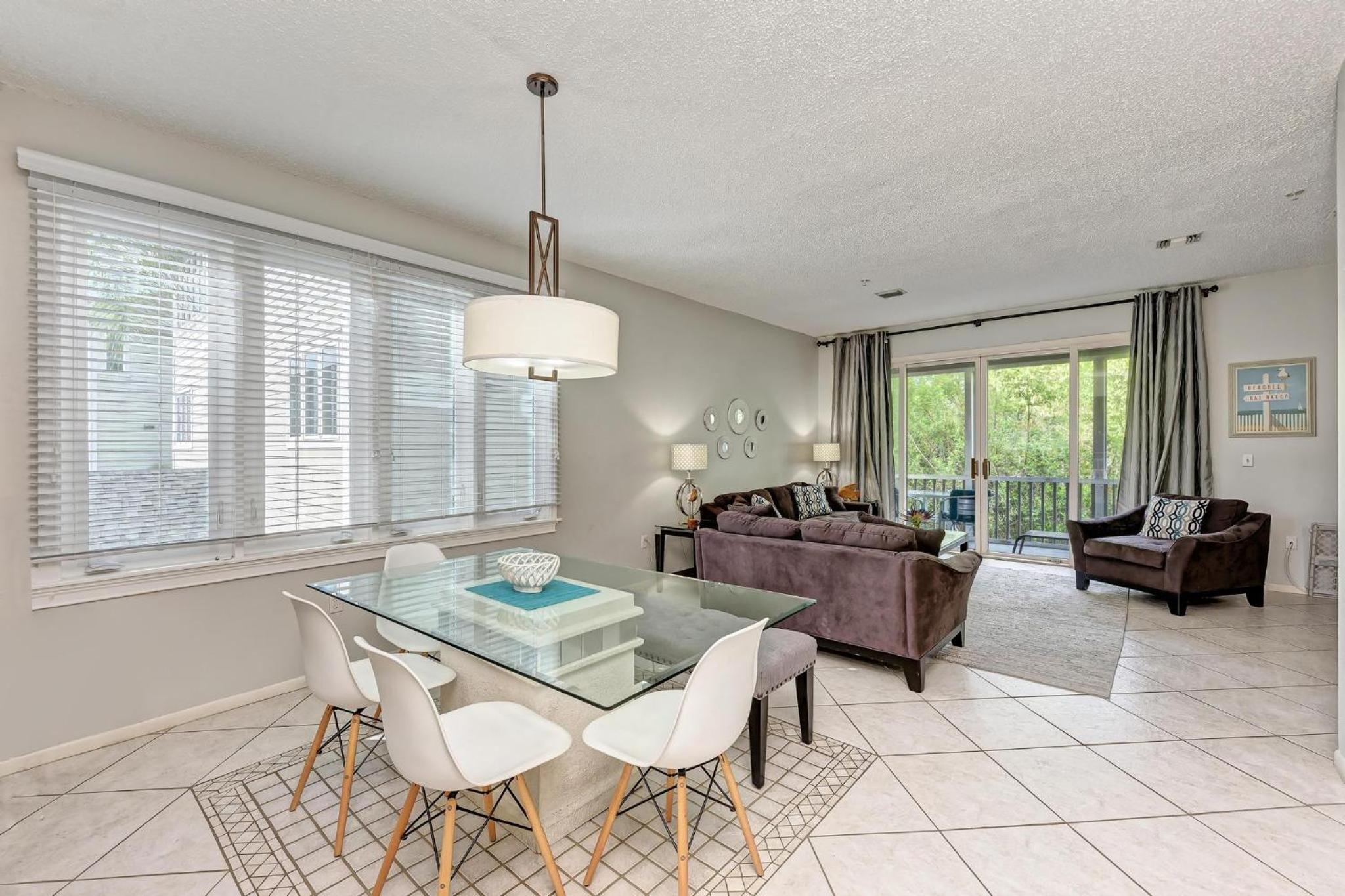Longboat Key Cedars Beach House-Pet Friendly-2 Minute To The Beach - Property Image 74