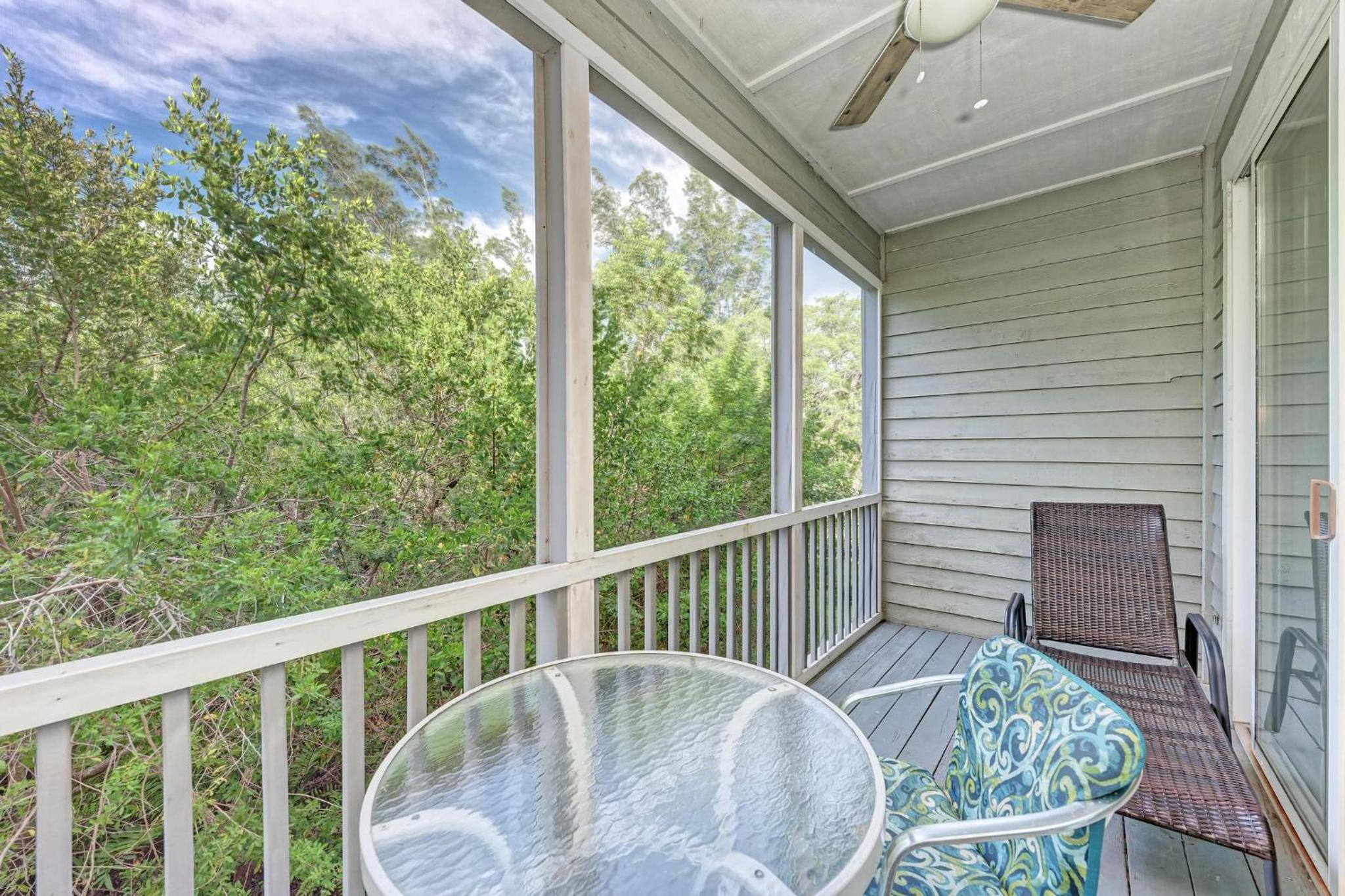 Longboat Key Cedars Beach House-Pet Friendly-2 Minute To The Beach - Property Image 75