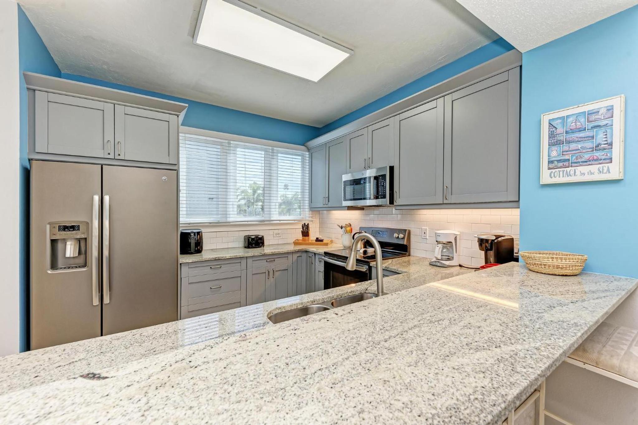 Longboat Key Cedars Beach House-Pet Friendly-2 Minute To The Beach - Property Image 80