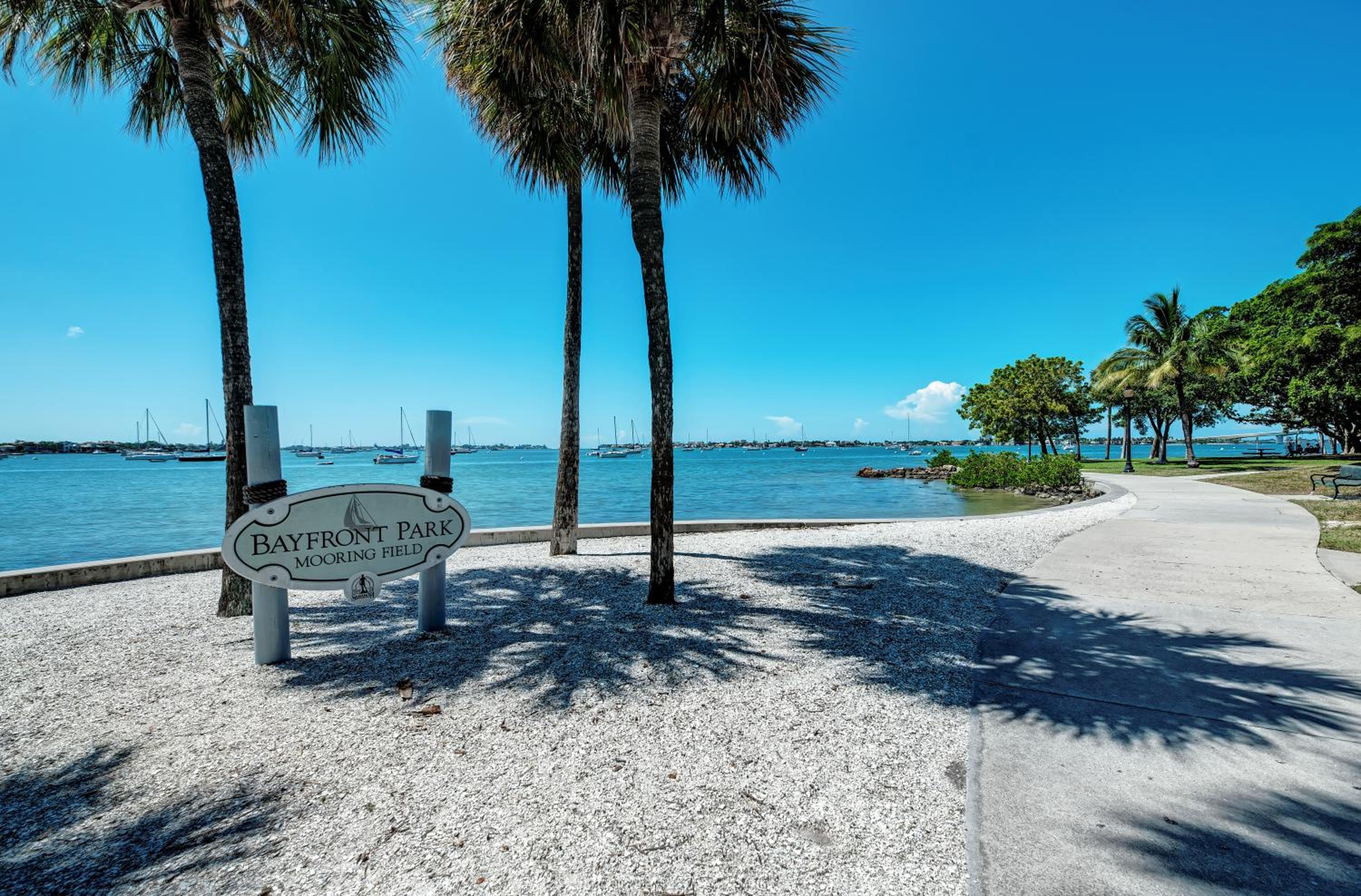 Longboat Key Cedars Beach House-Pet Friendly-2 Minute To The Beach - Property Image 101