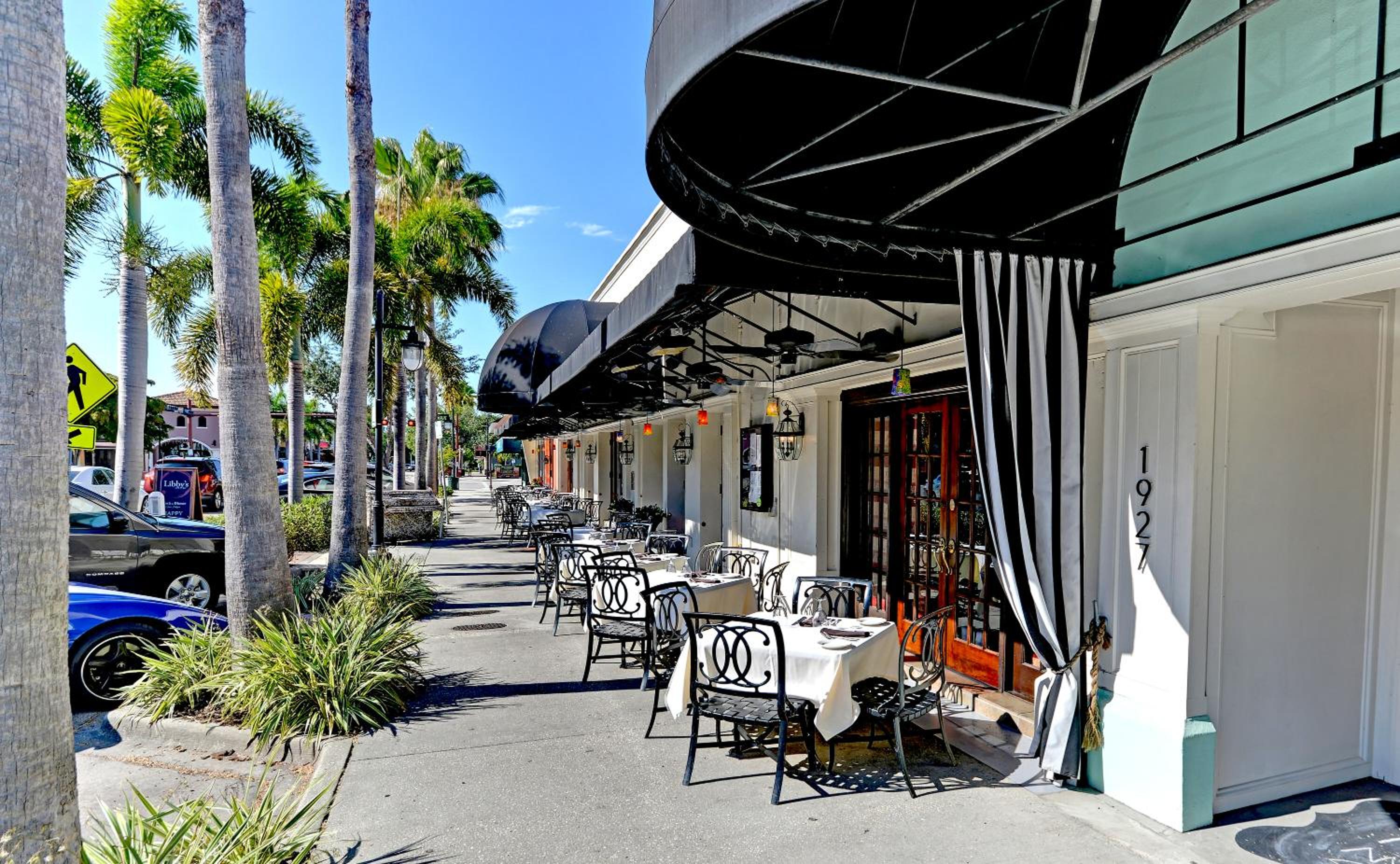 Longboat Key Cedars Beach House-Pet Friendly-2 Minute To The Beach - Property Image 4