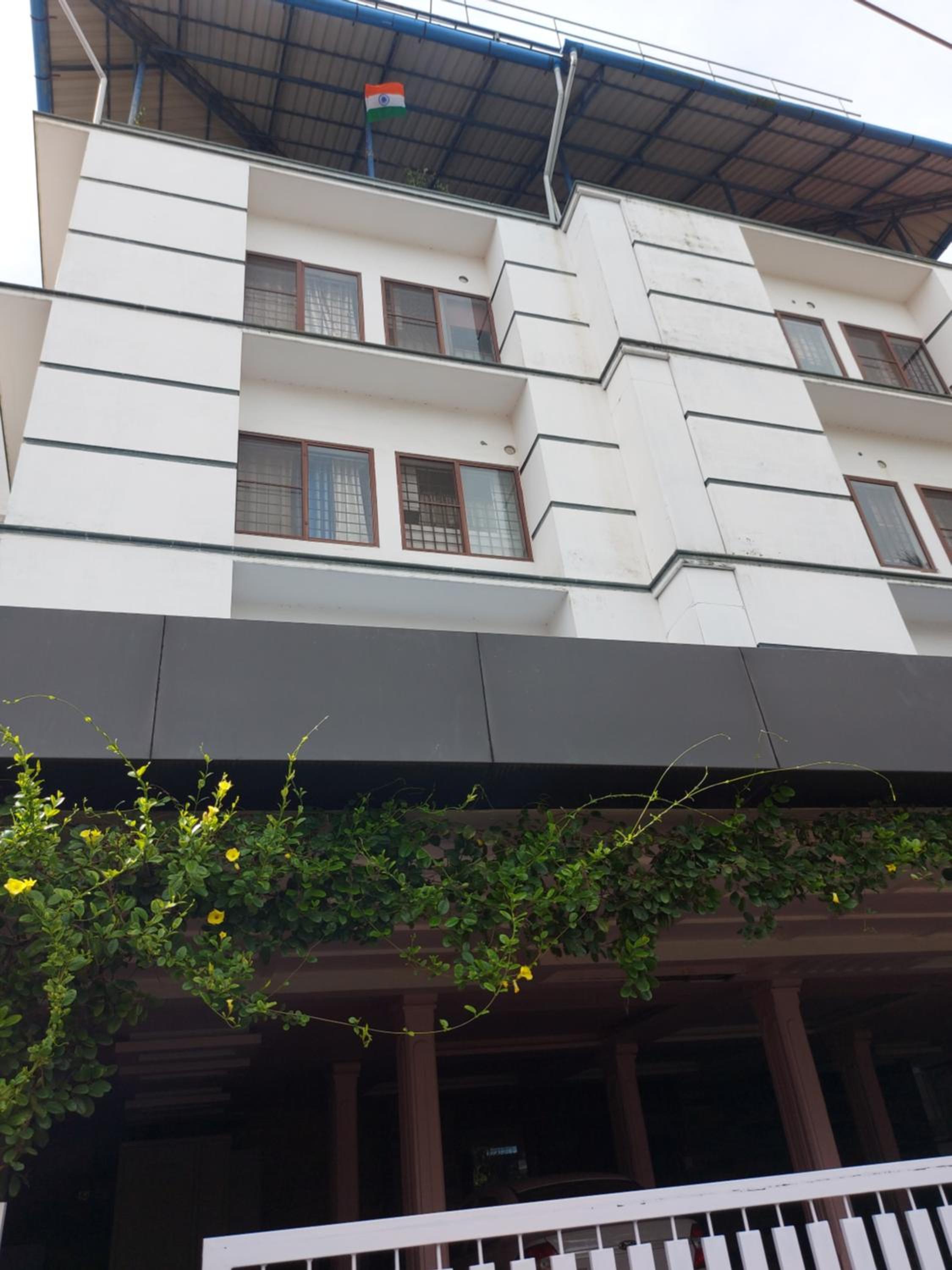 SHALOM RESIDENCY