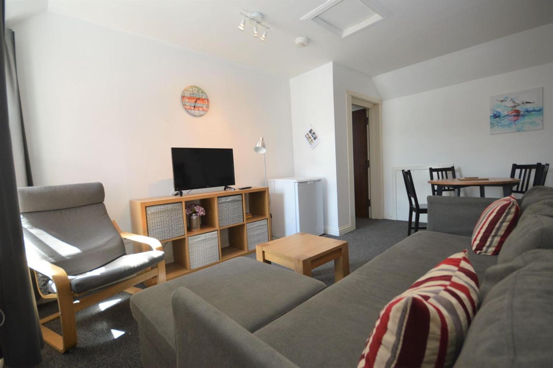 Dolphin Apartment