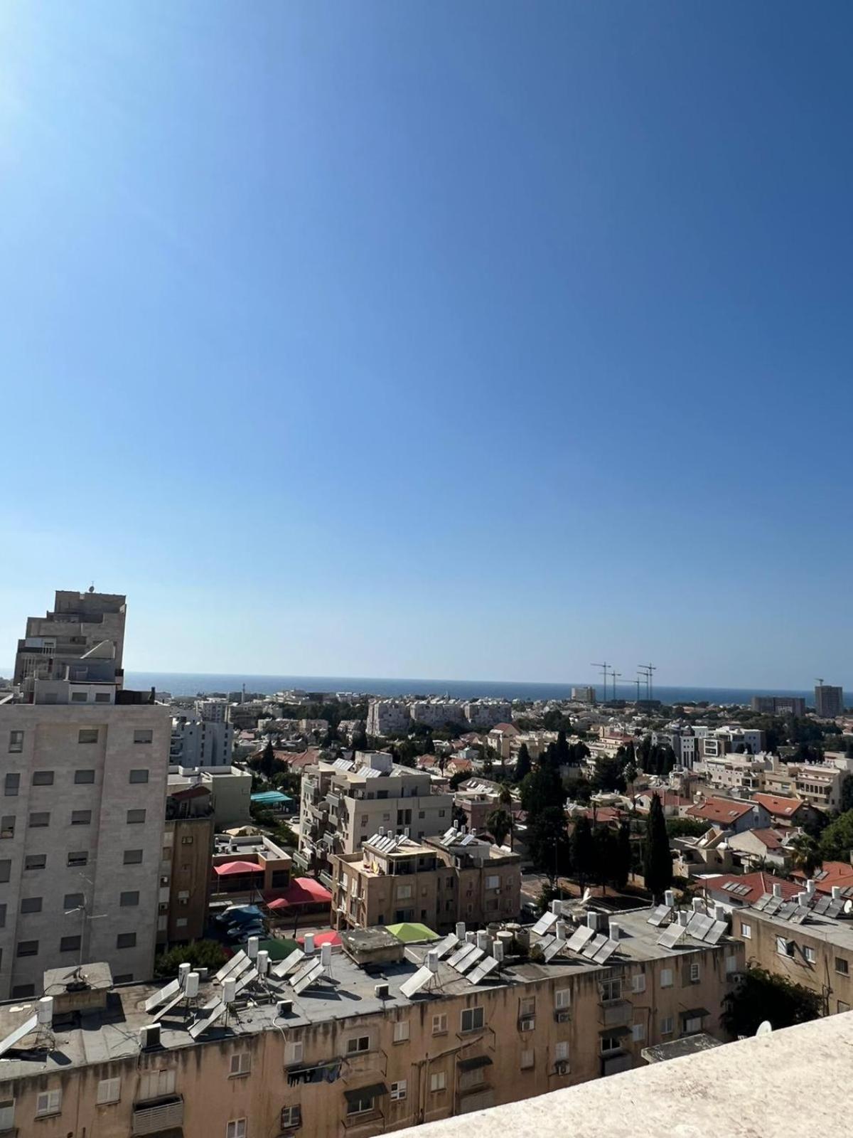 סטודיו חדש ויפה עם נוף לים view 5