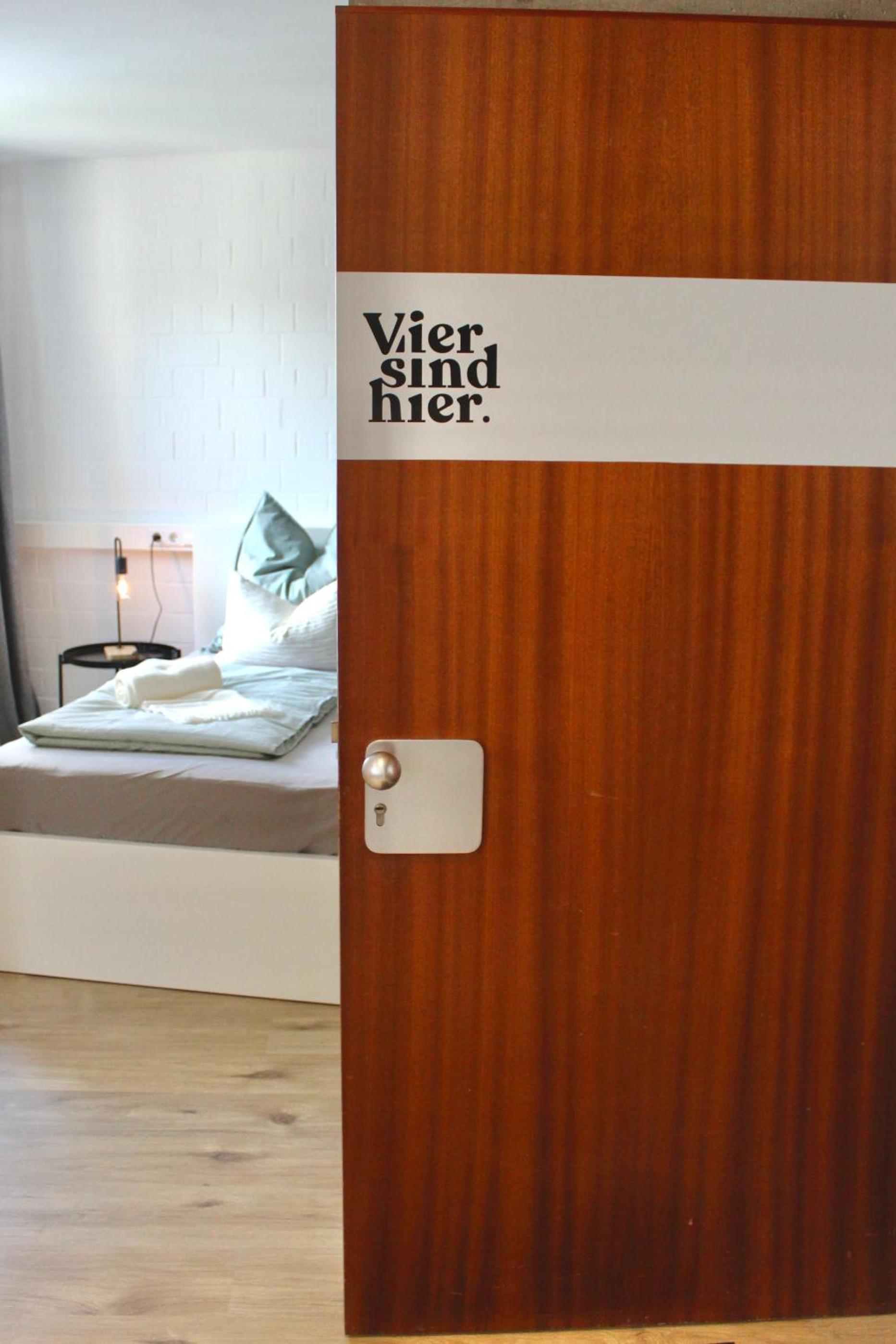 Vier Sind Hier Apartments