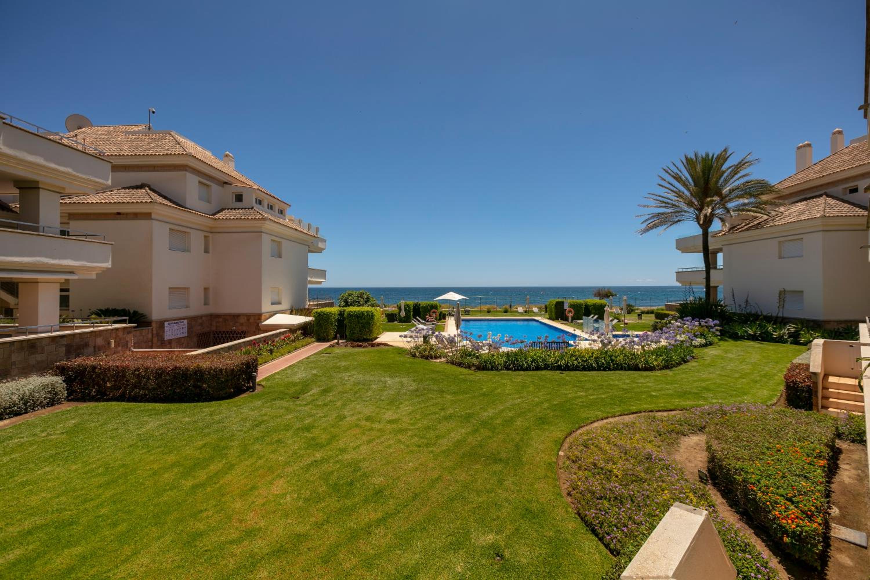 Apt 321 Heaven Beach Apartments Guadalmansa Playa photo 4