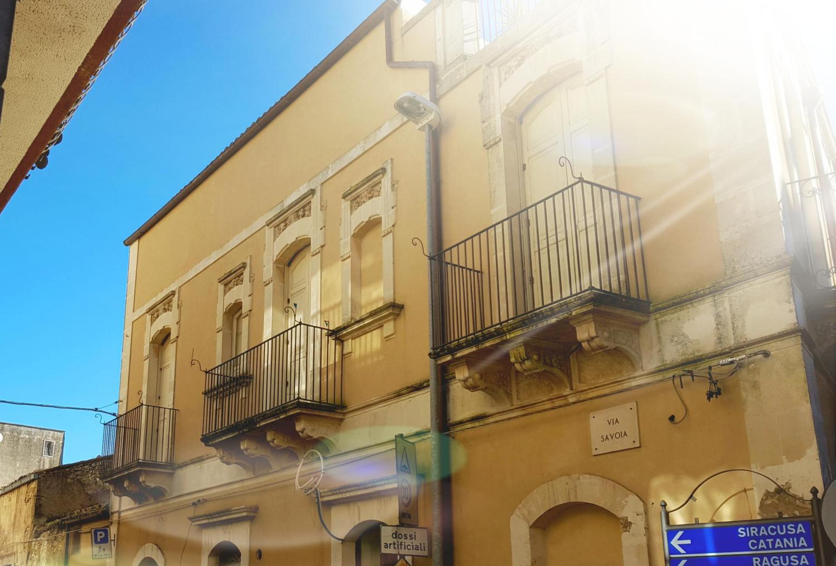 HomeholidayinSicily - Room ovest