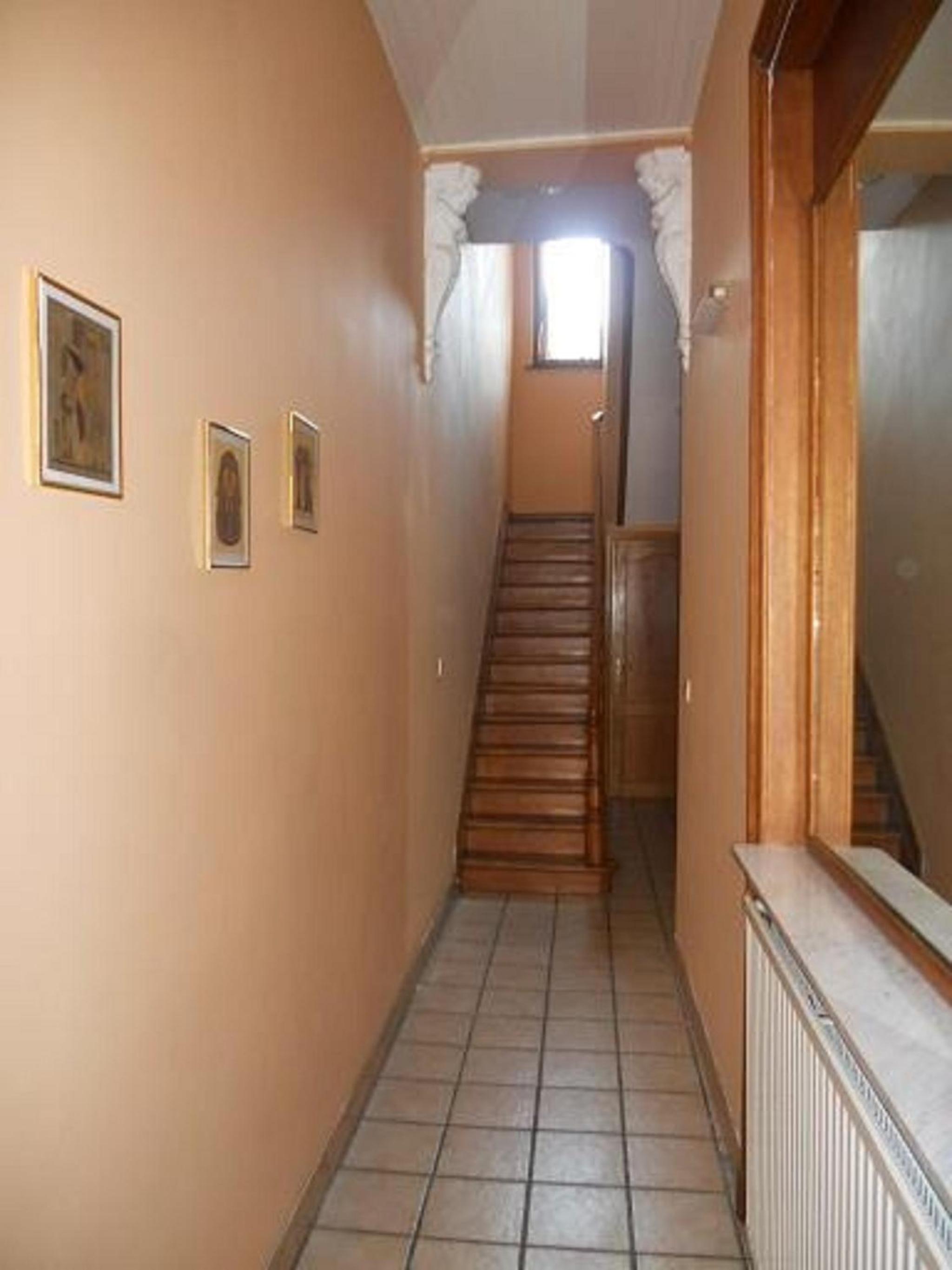 Photo 37