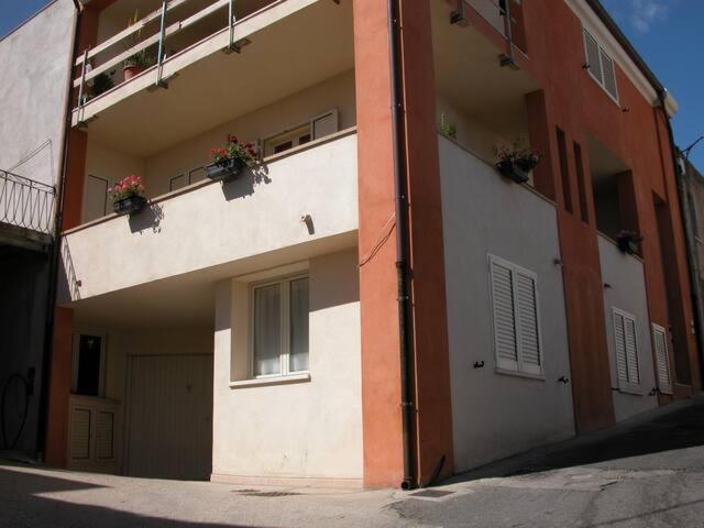 via dessi Orosei