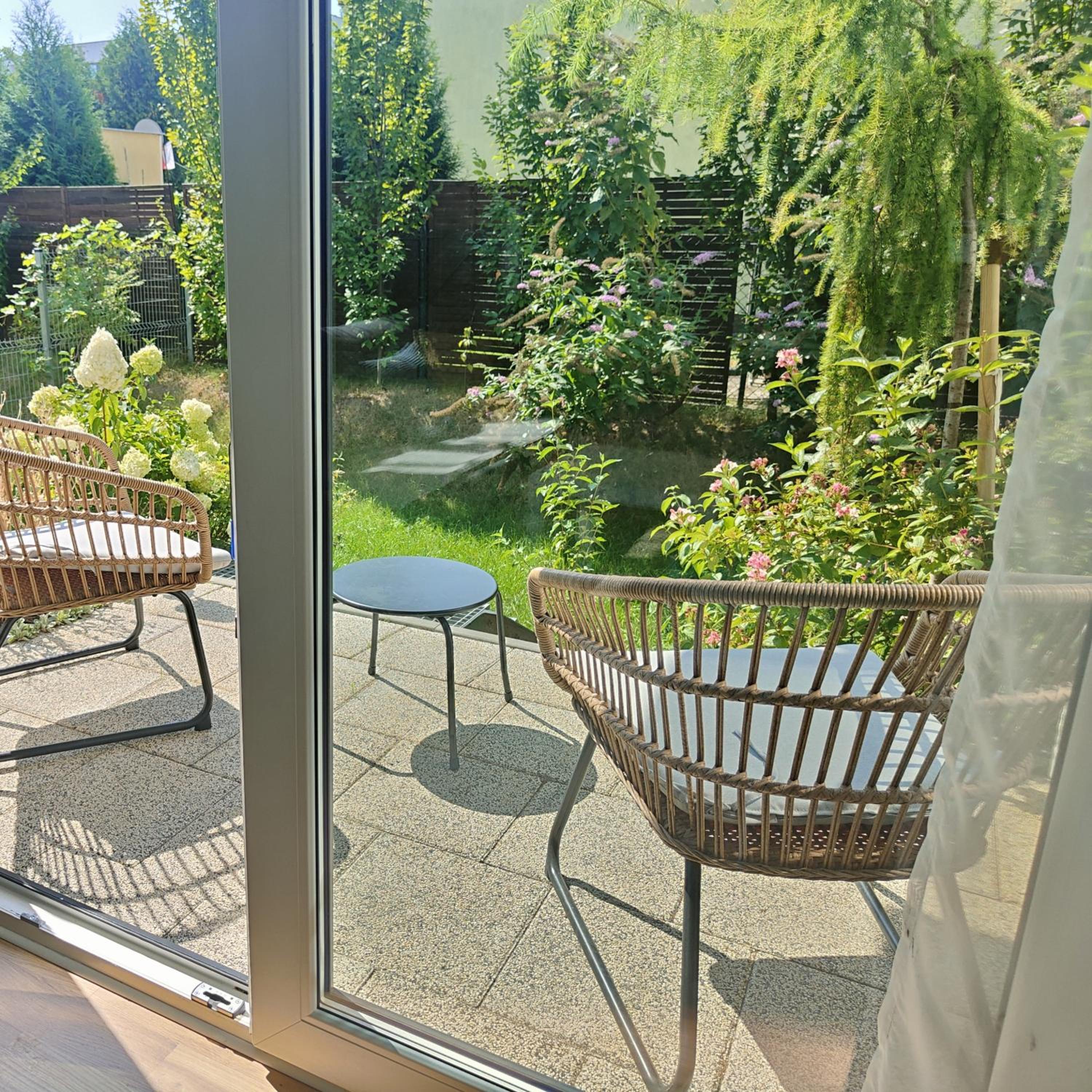 Apartament Jasińskiego z ogrodem view 2