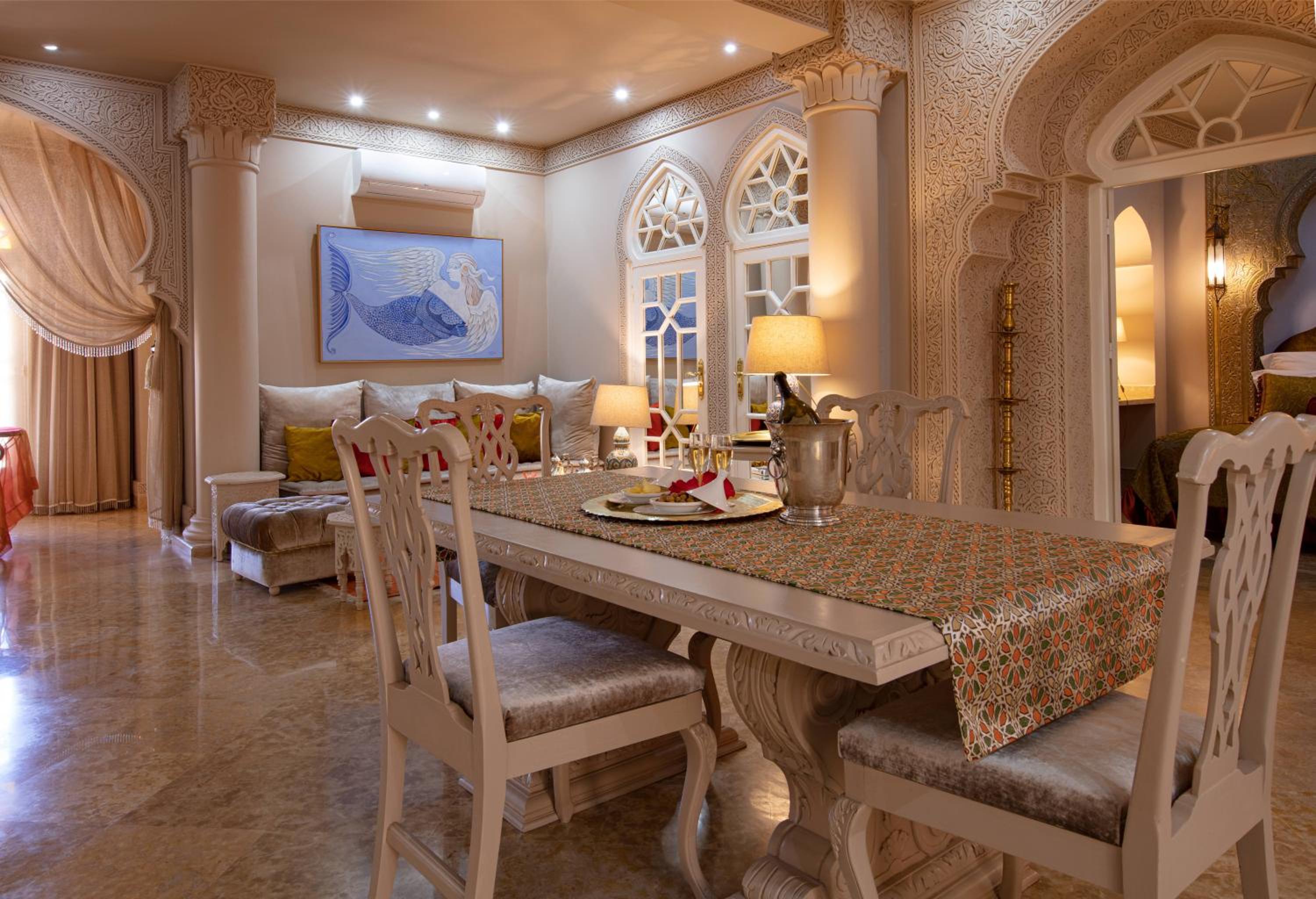 dining