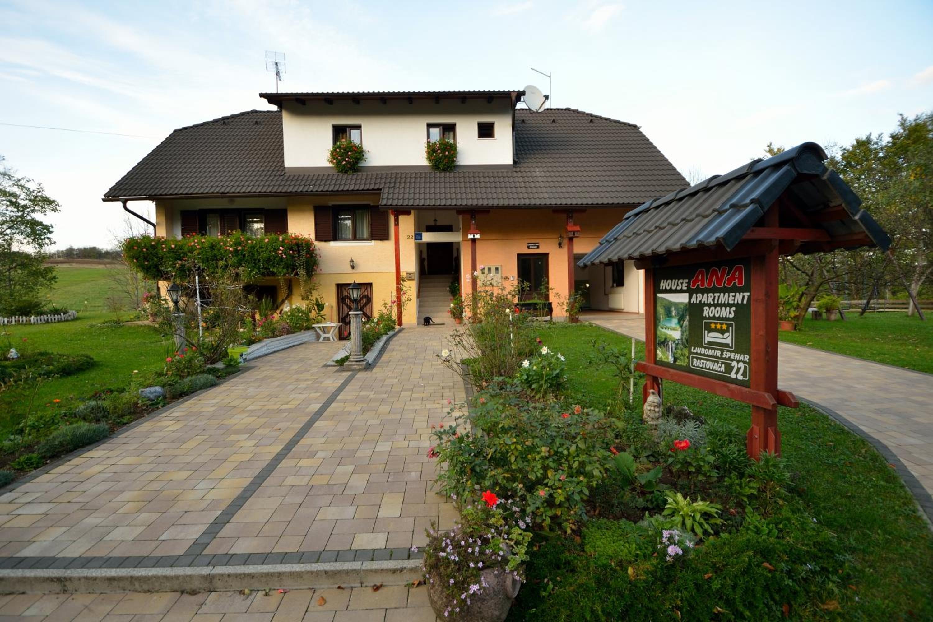 Photo 40