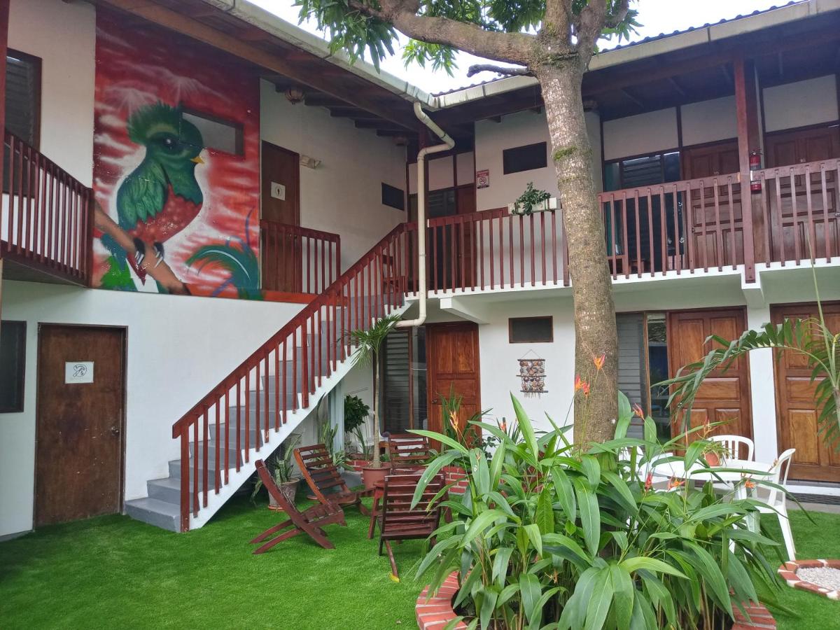 Hotel Casa del Mar