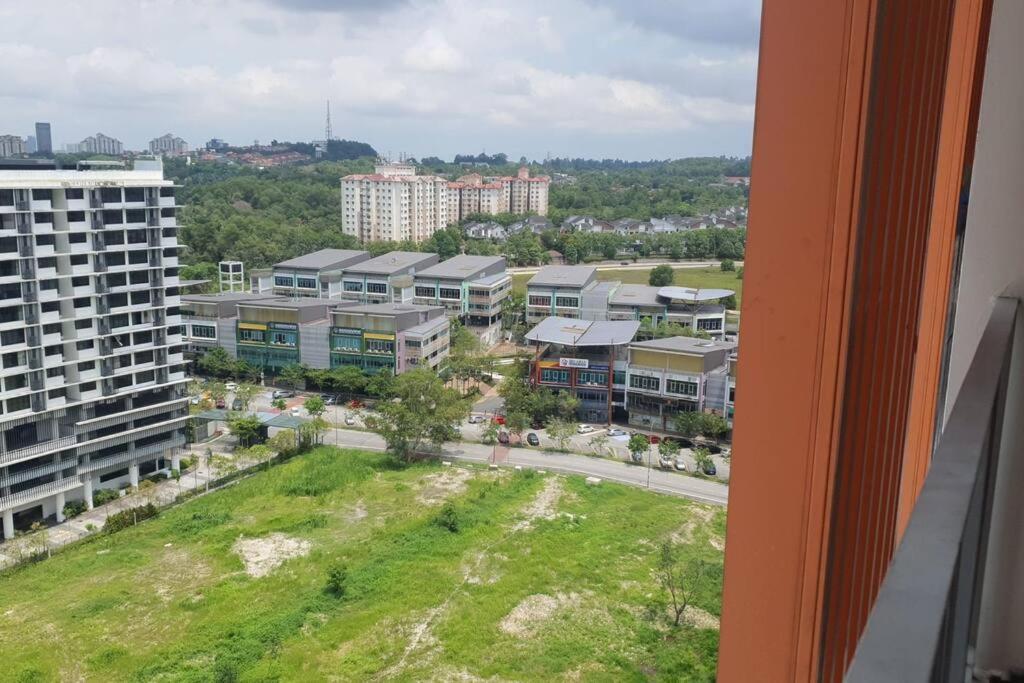 Lovely studio condo with balcony & pool @ Suria Jelutong, photo 14