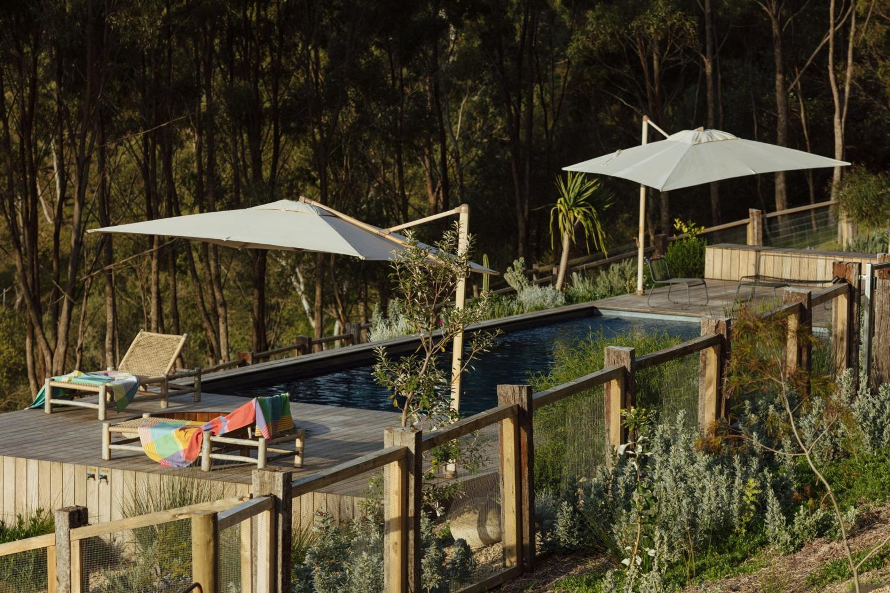 TIMBA - Luxury bush retreat with pool, spa & gym