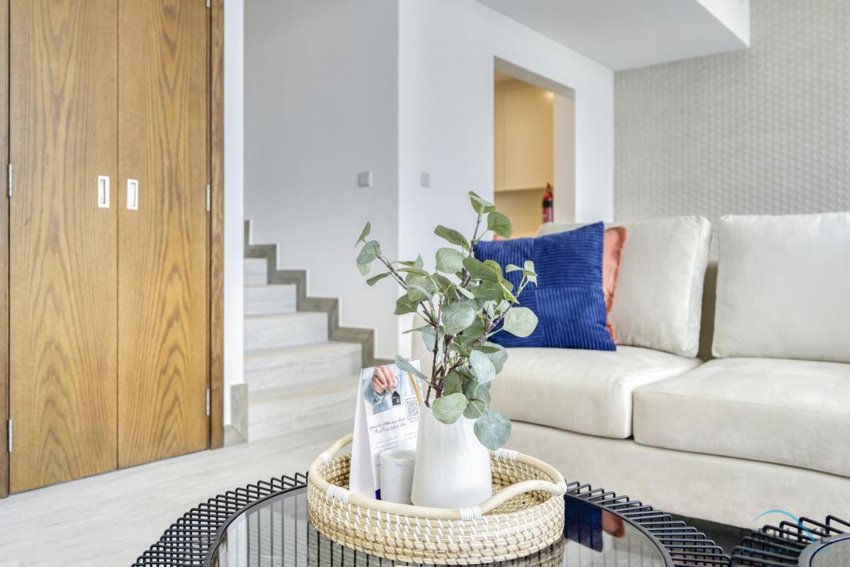 Peaceful 2BR at Hameni Tower JVC by Deluxe Holiday Homes