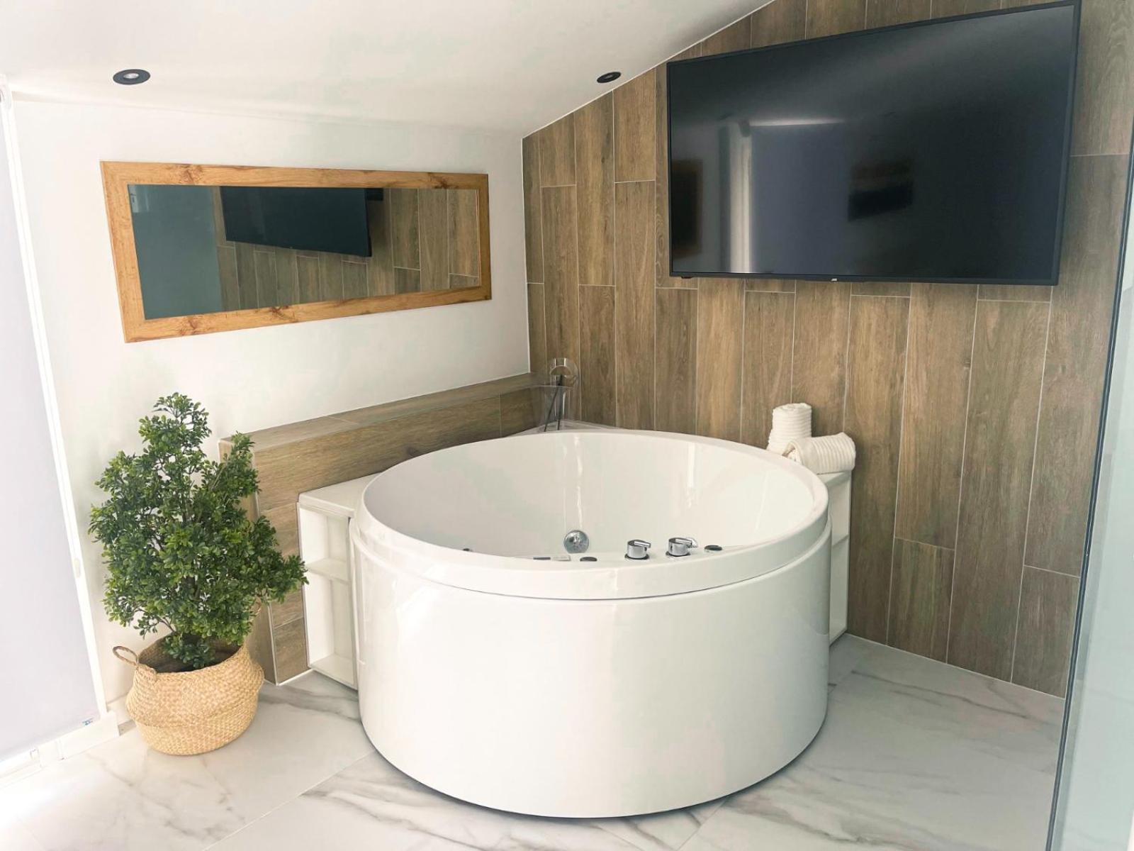 Apartamentos Turísticos Córdoba Boutique Con jacuzzi
