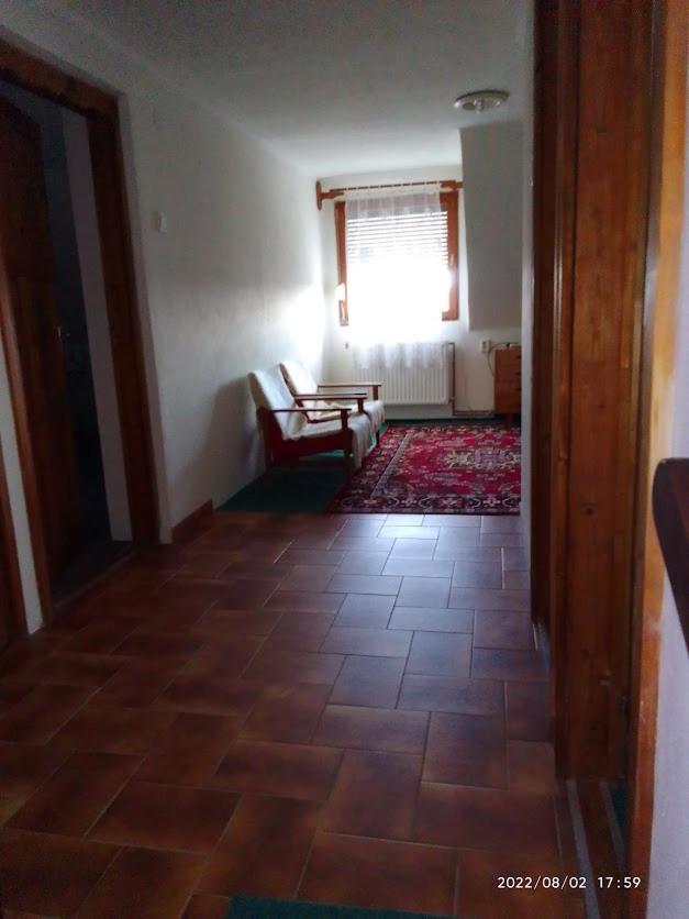 István Apartman
