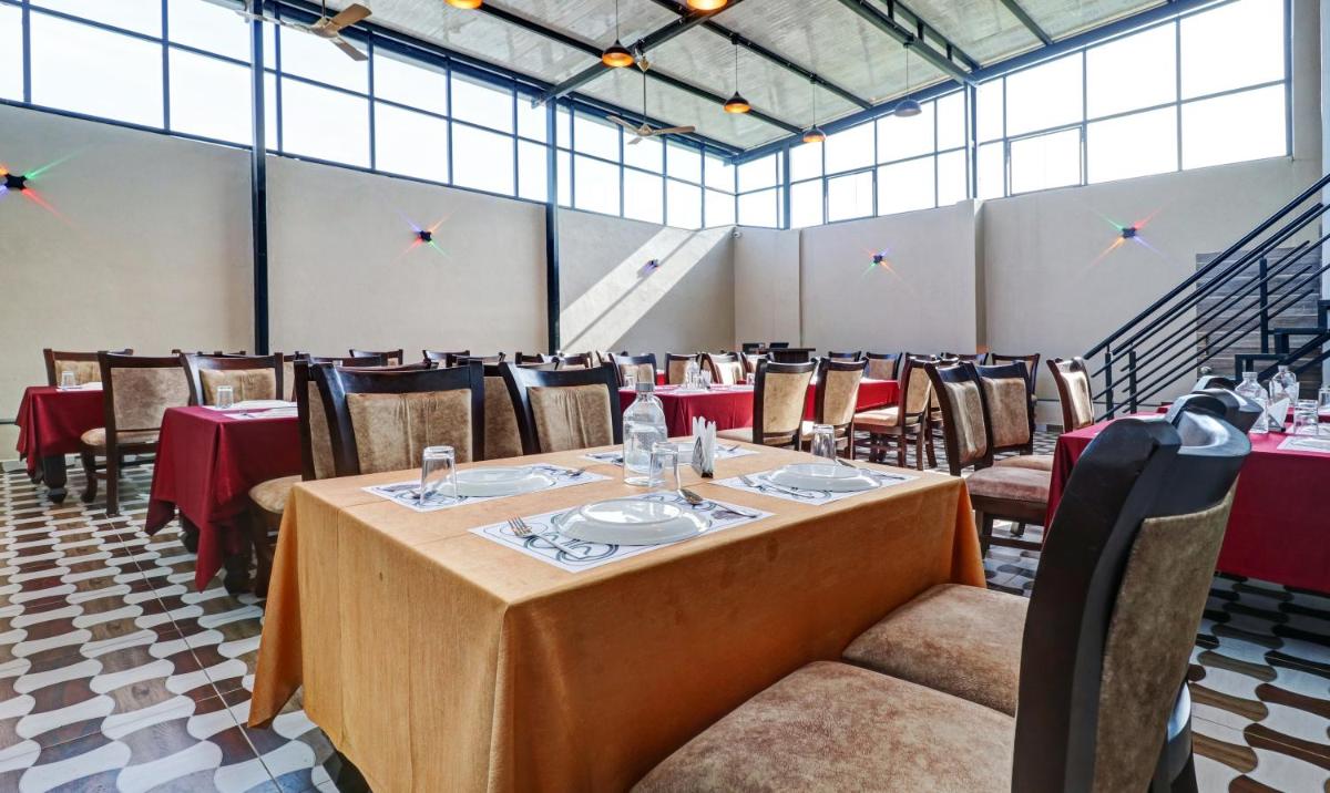 restaurant