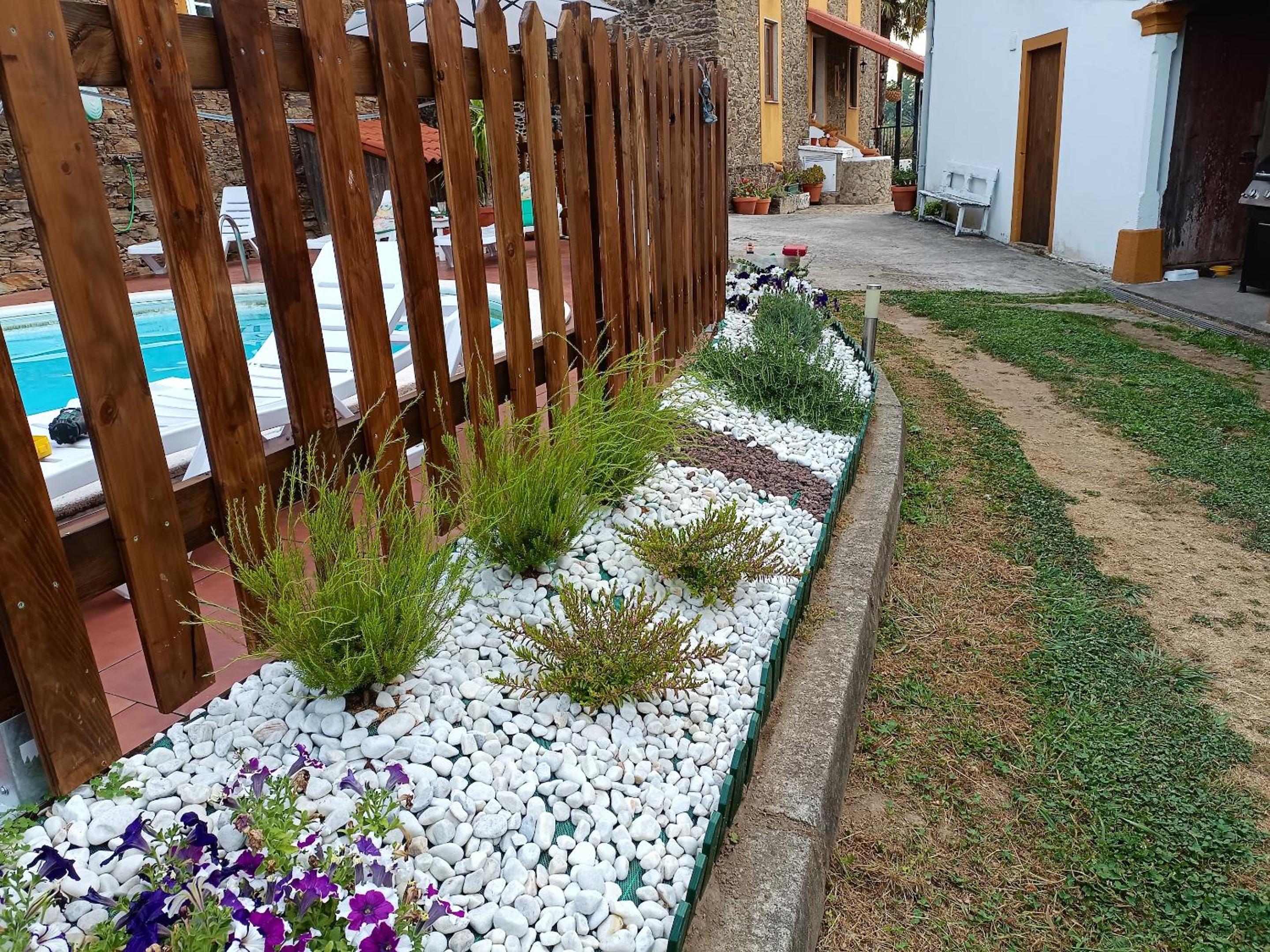 Spacious villa with pool in Empalme de Vilar - 300 m², 8 guests view 2