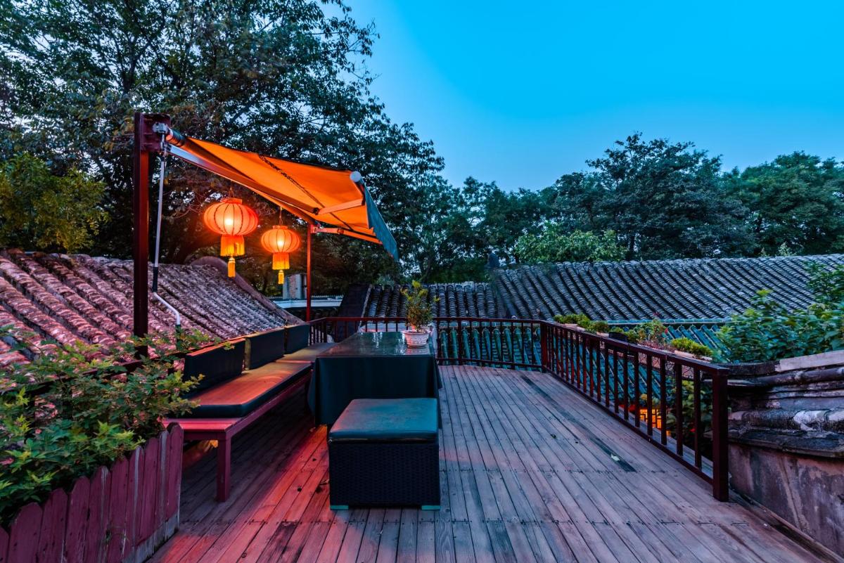 outdoor BBQ area