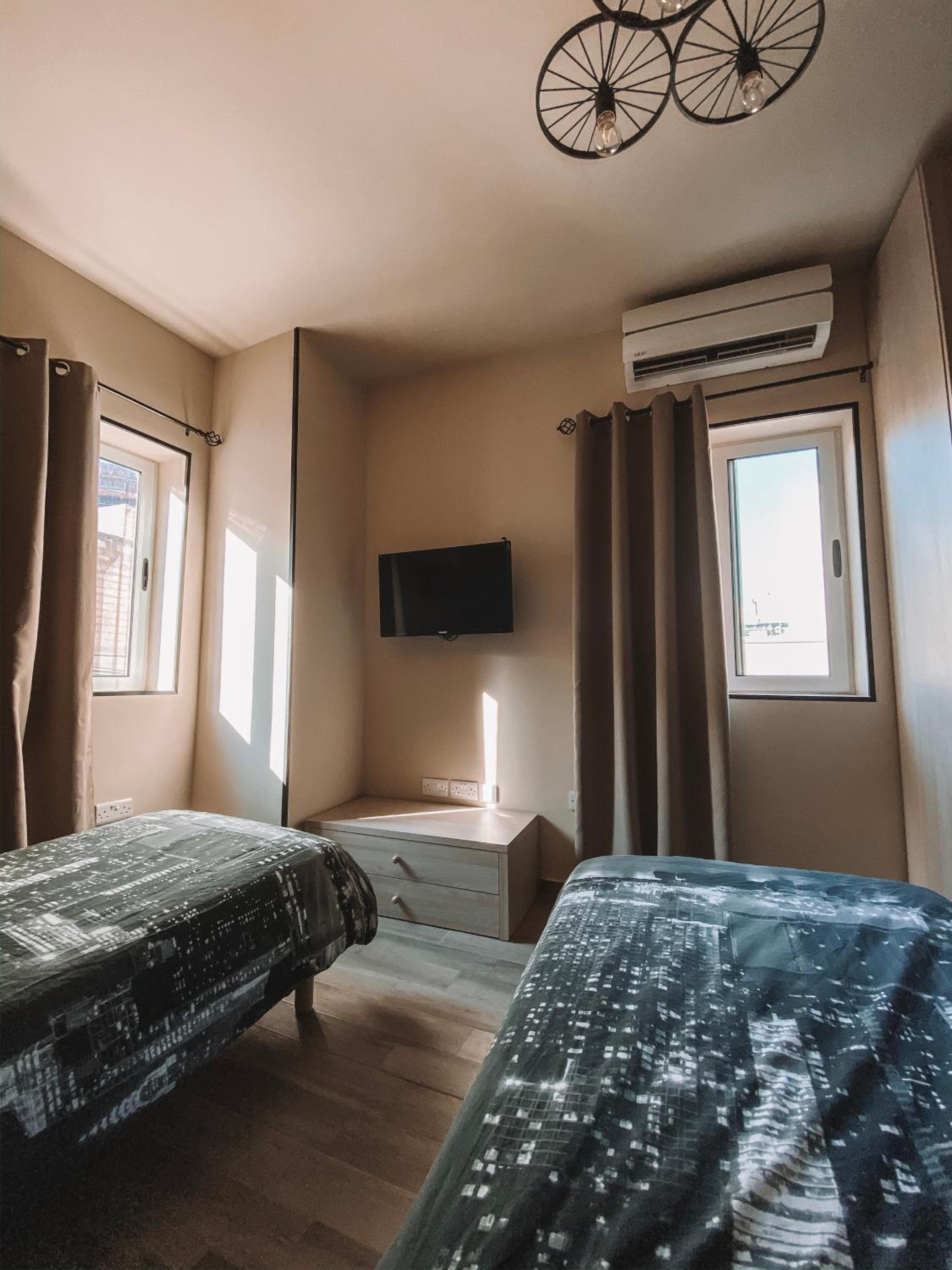 LOVELY MODERN APARTMENT IN ST.JULIAN photo 2