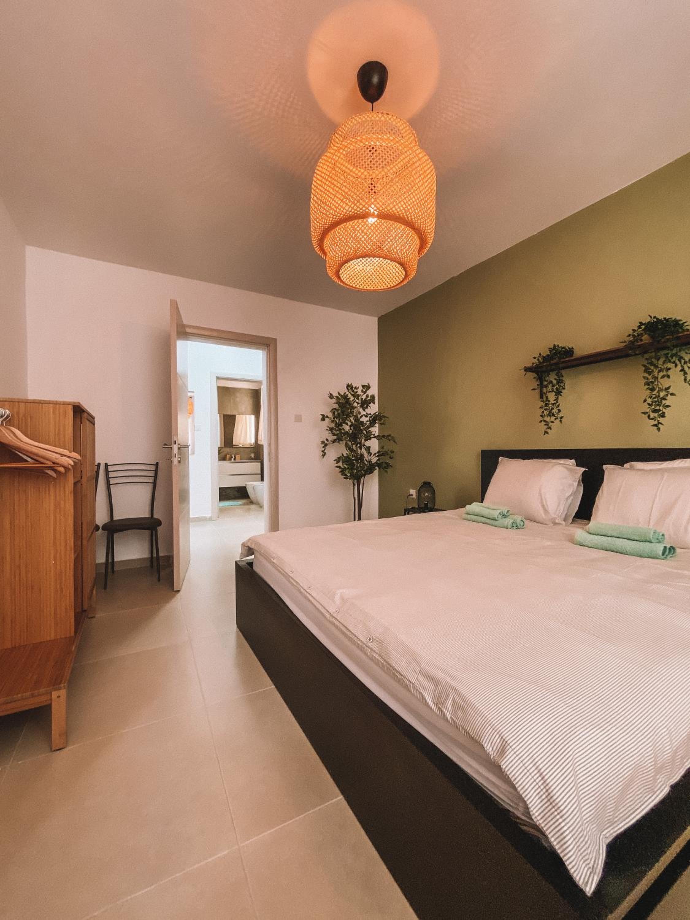 Exclusive Paceville NEW 3 bedrooms apartment photo 2